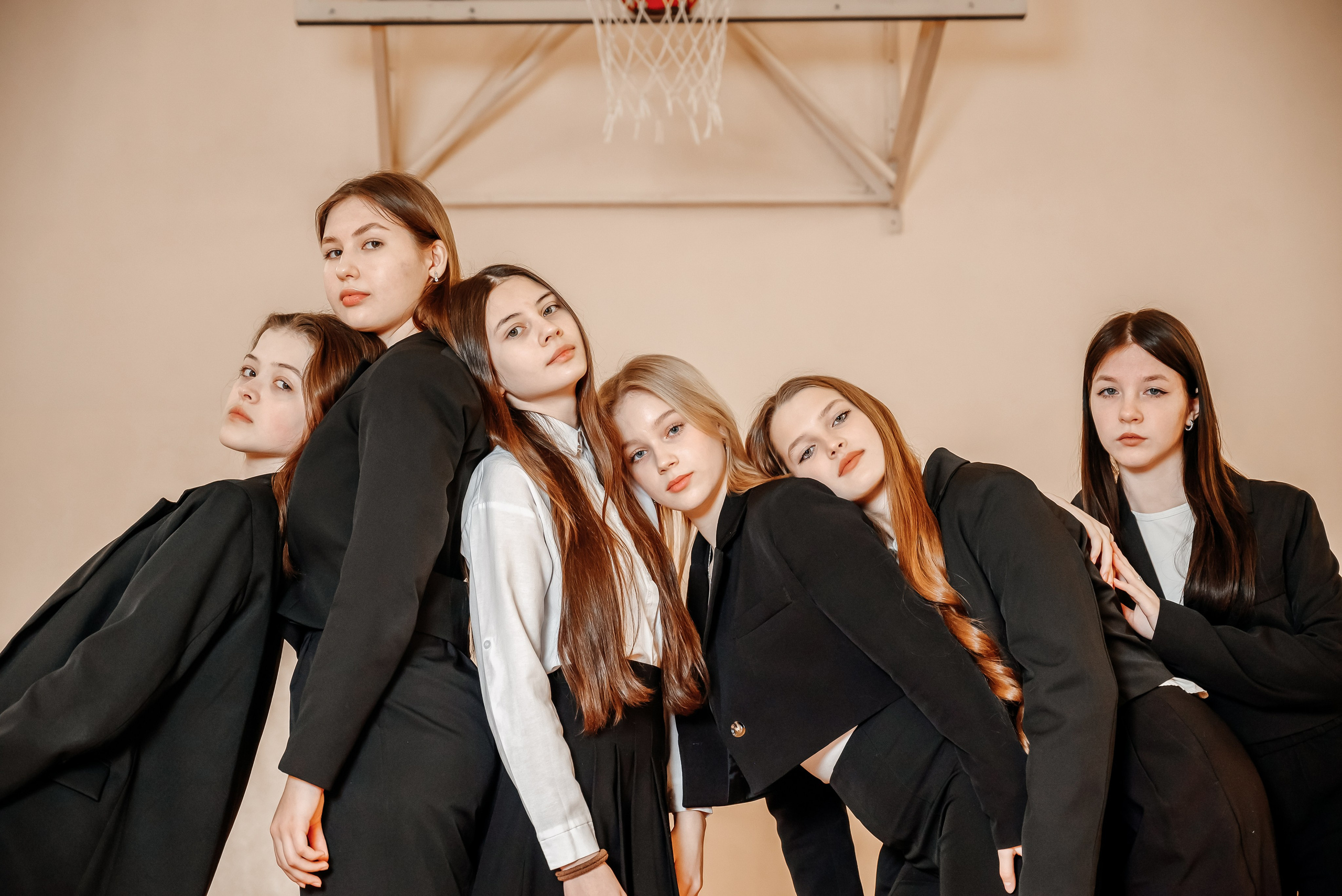 Старшая школа. Фото. Современные выпускные альбомы. Воткинск