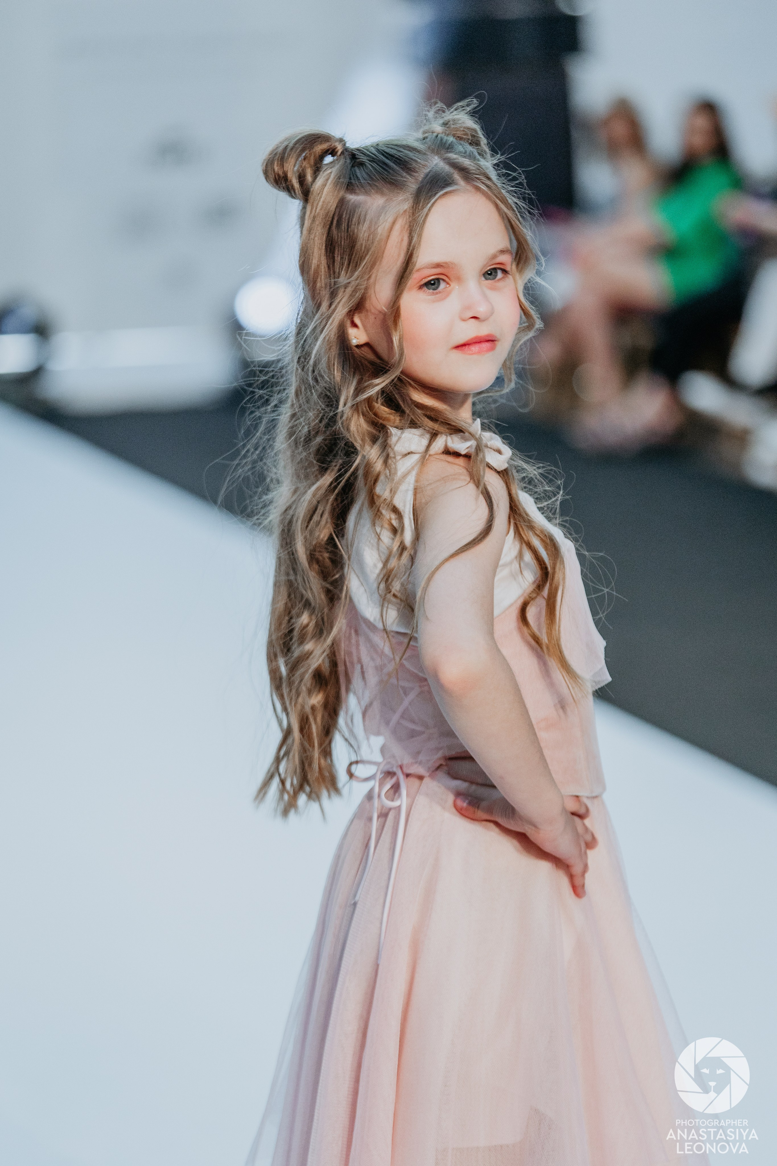 Fashion Week Türkiye [spring, 2025]. Anastasia Leonowa