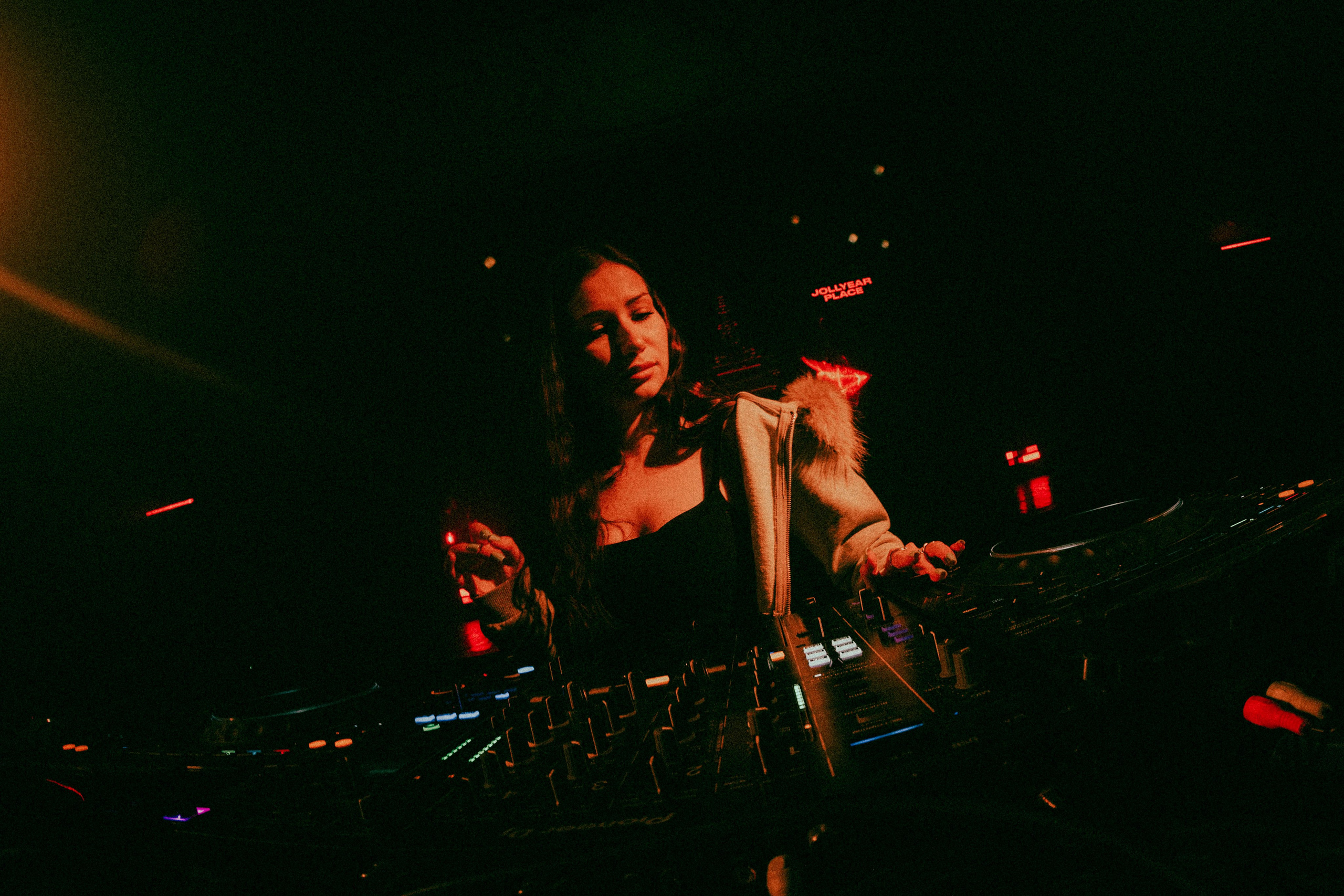 Репортаж Jollyer Place. Антон Киптиков фотограф