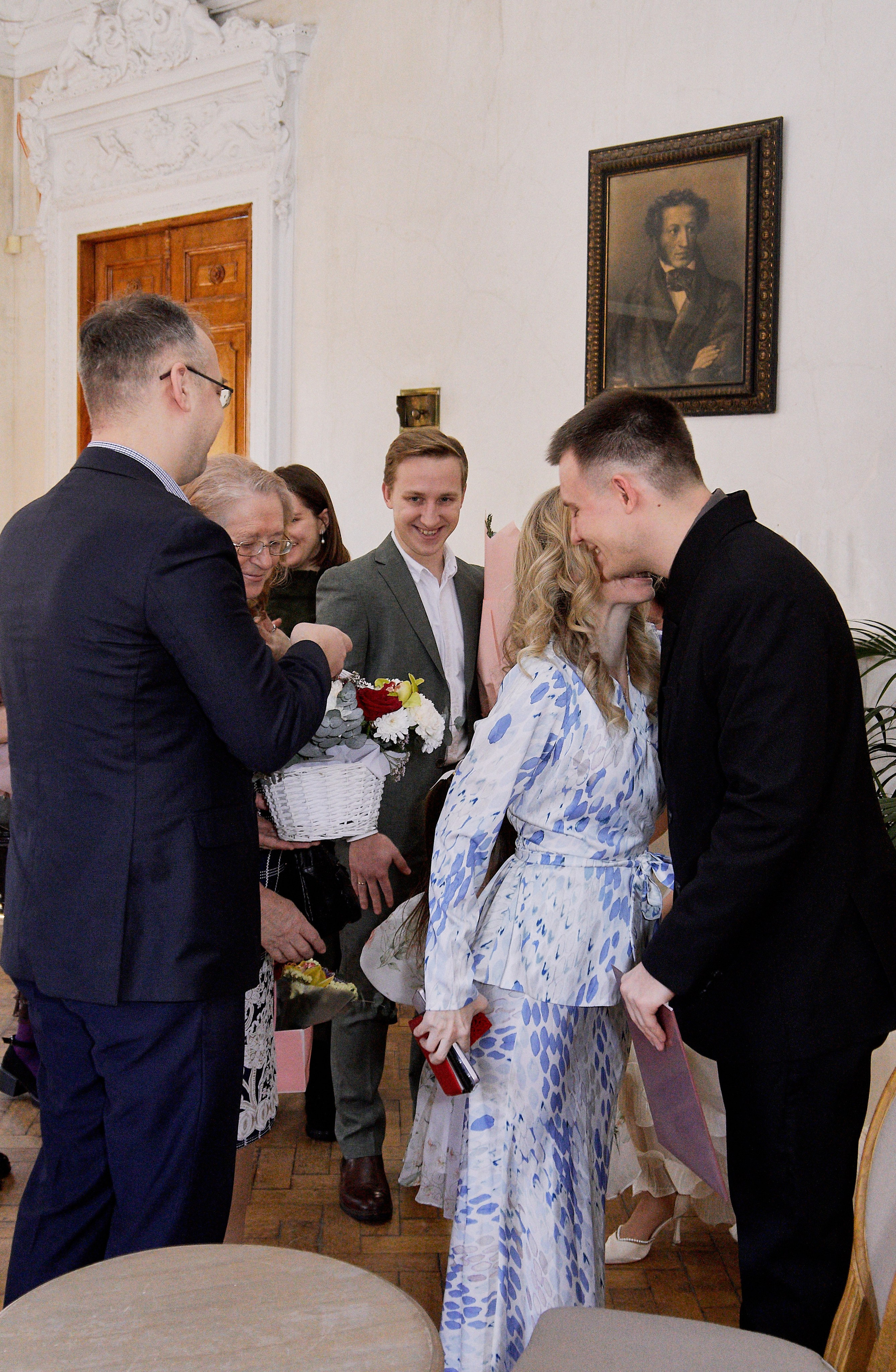 Торжественное бракосочетание в библиотеке им. Пушкина. Свадебный фотограф в Москве Приятелева Ангелина