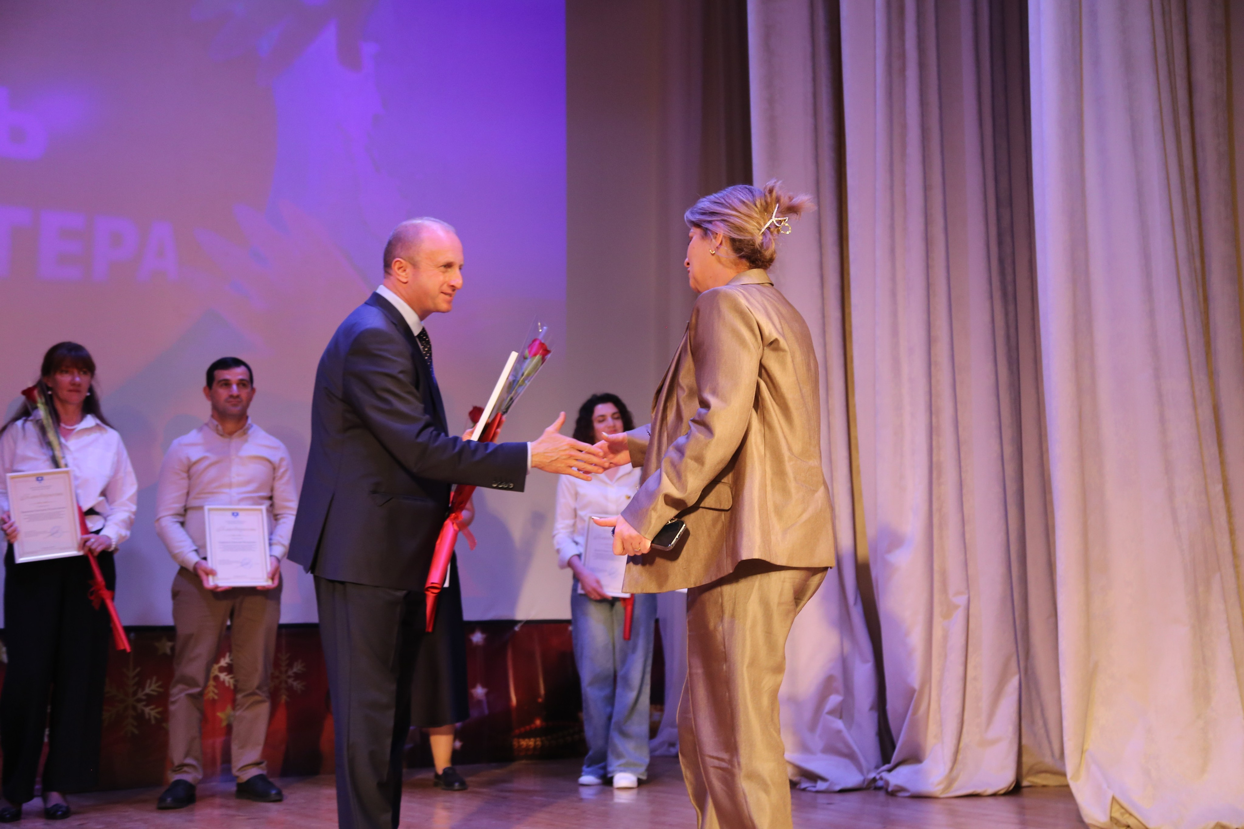 День Волонтёра. Жизнь курорта Кабардинка в фотографиях