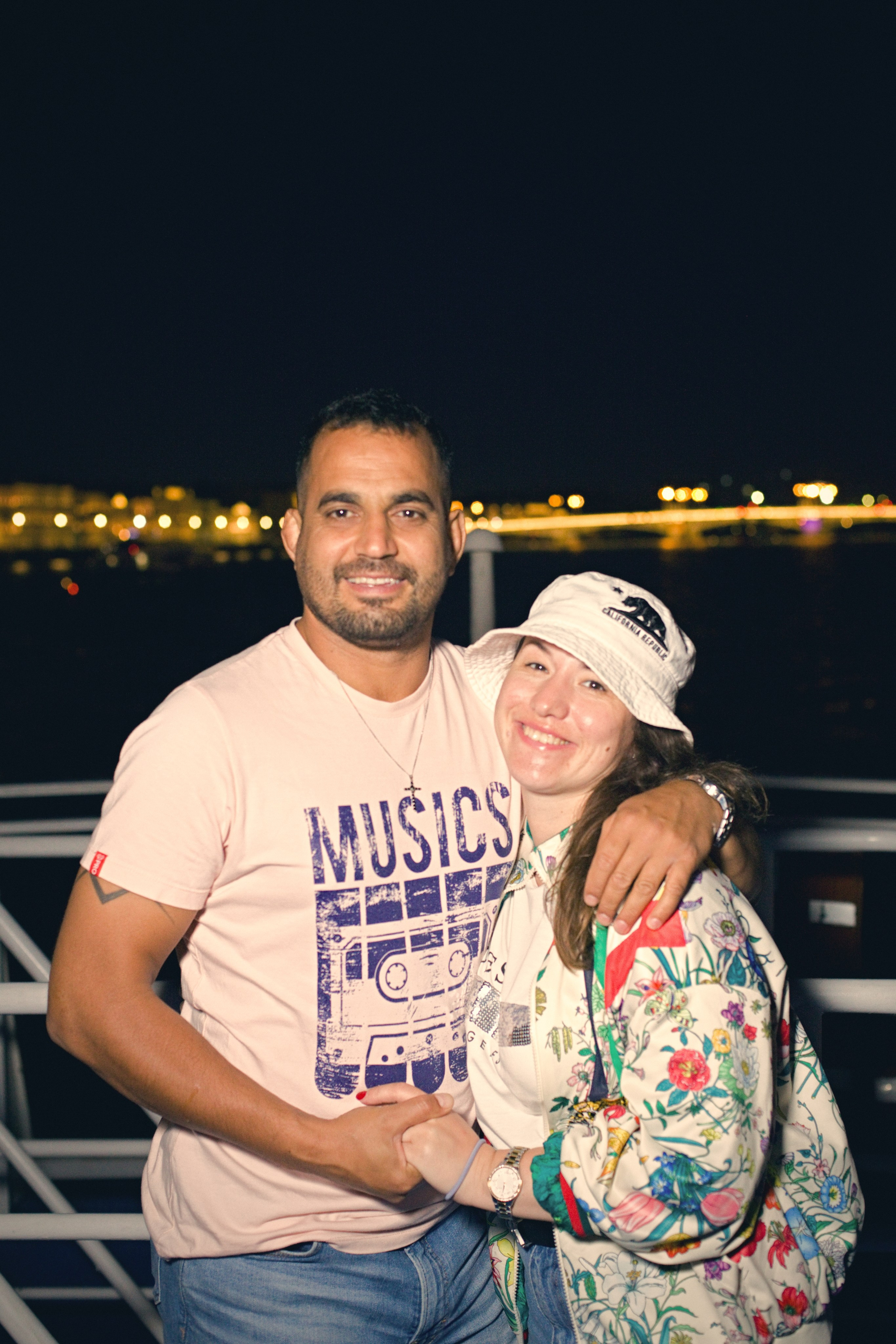 Ночная прогулка. Фотограф в Санкт — Петербурге Валерий Гаухман