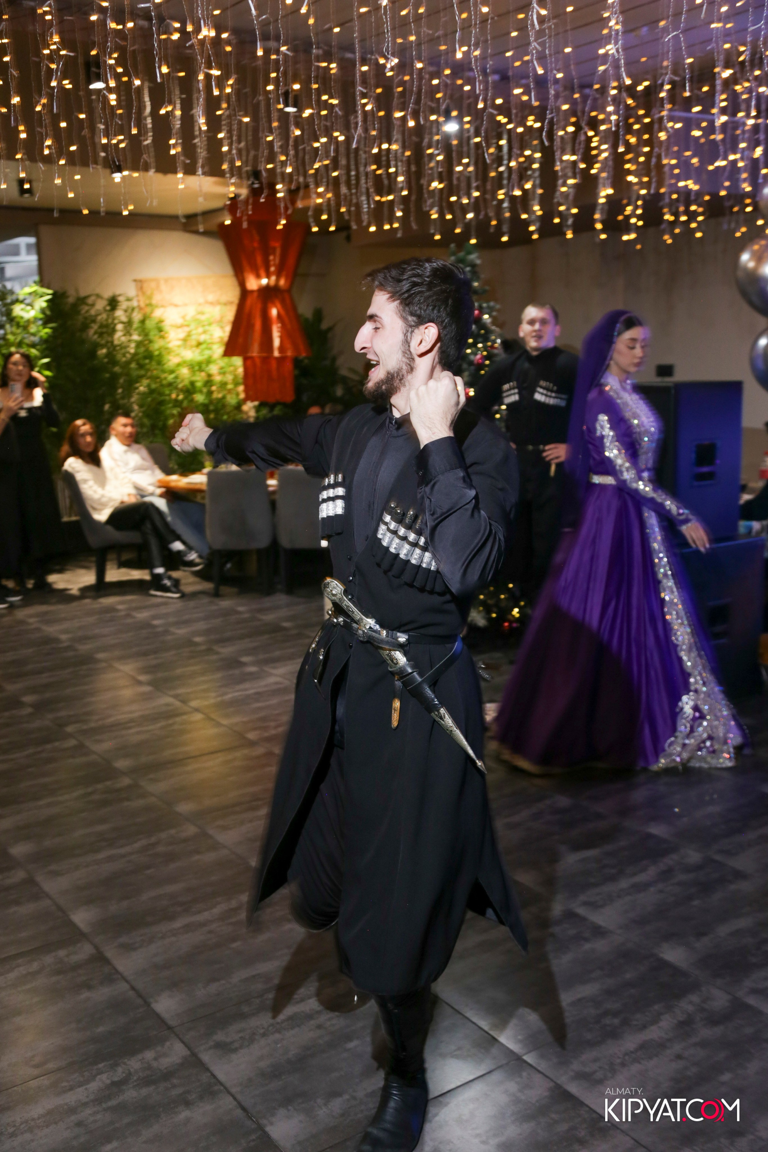 LIFE GRILL CAFE. КИПЯТКОМ АЛМАТЫ! Фотосъемка мероприятий в Алматы