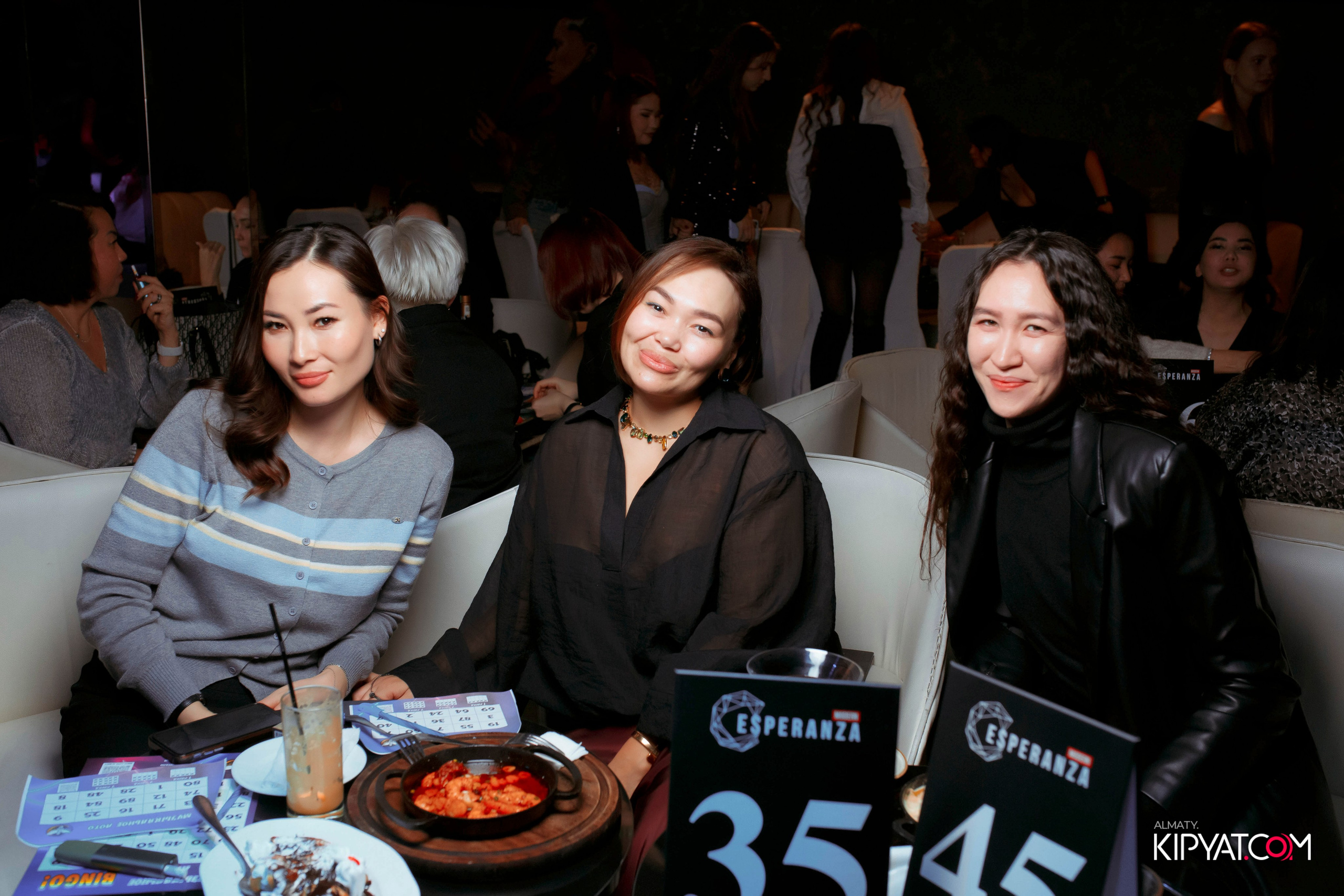 МУЗЫКАЛЬНОЕ ЛОТО В HIT RETRO. КИПЯТКОМ АЛМАТЫ! Фотосъемка мероприятий в Алматы