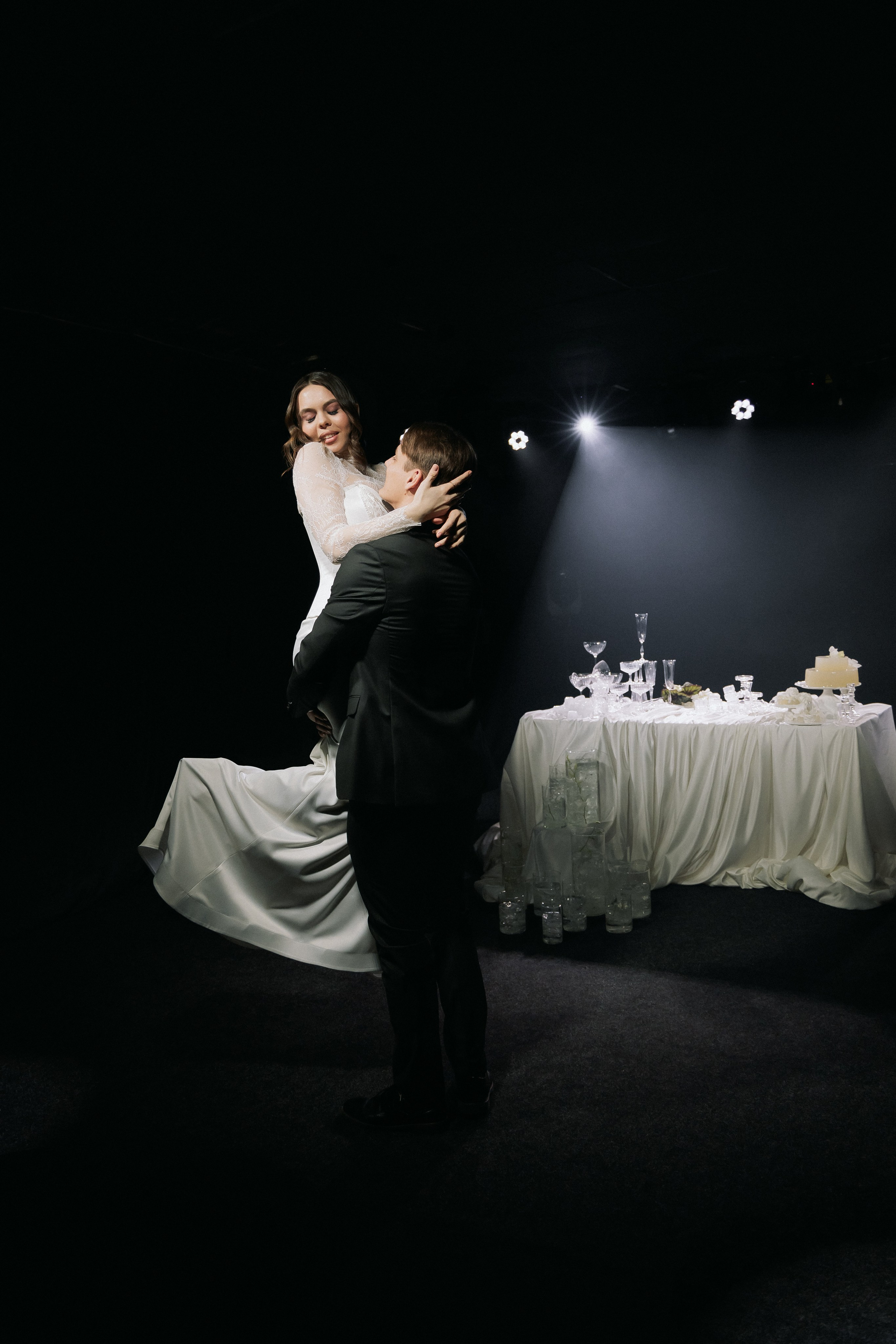 Мария & Александр. Любовь со светом. Свадебная фотография. Арина Рубах