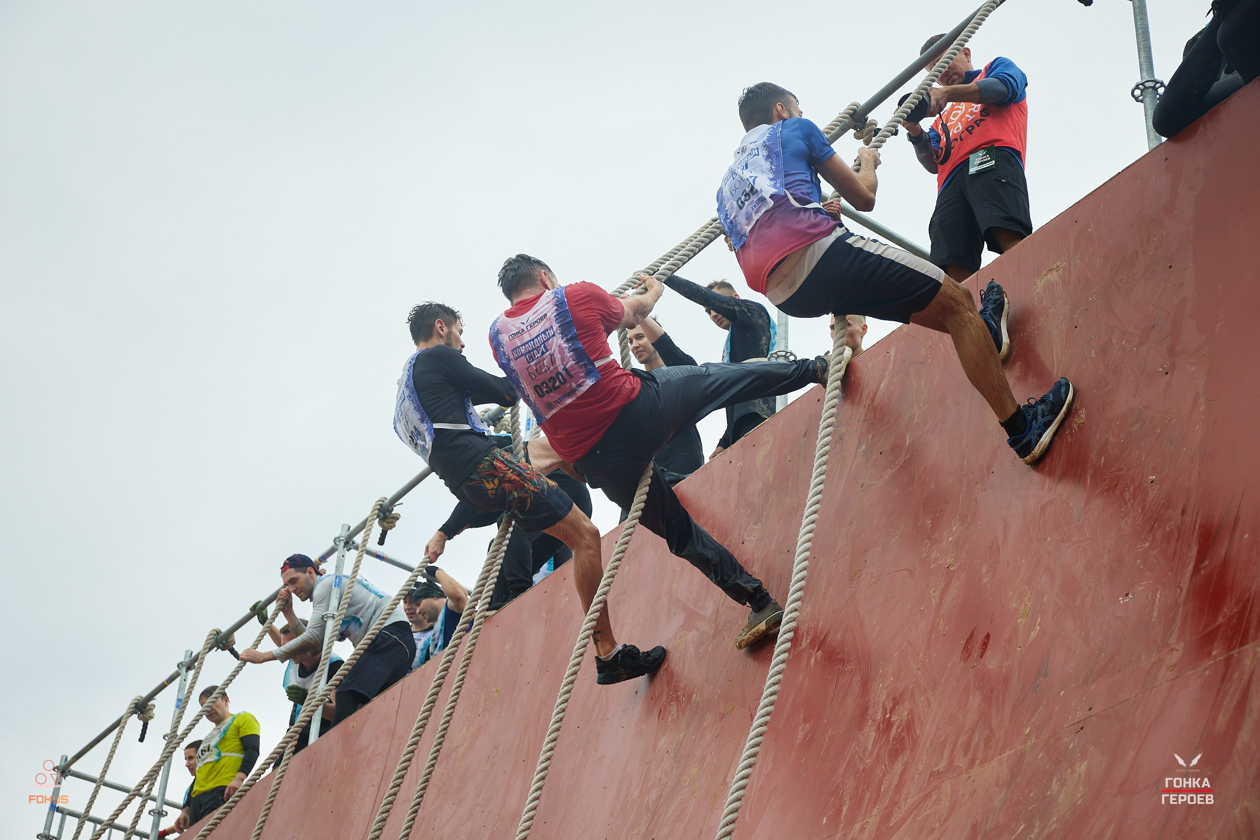 Репортаж с гонки героев 2025 год Мулино. Спортивный фотограф Некрасов Денис