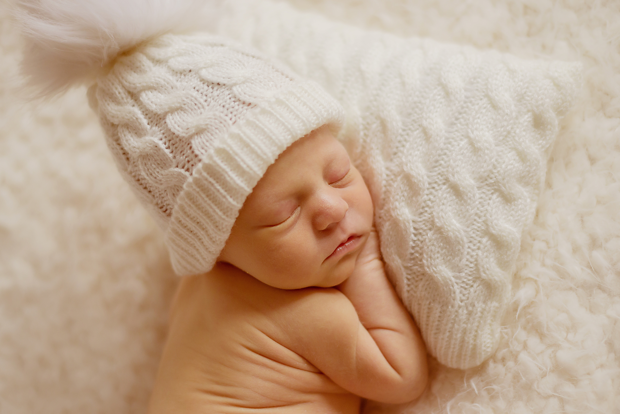 Анечка 6 дней. Фотограф новорожденных Вера Мереуца Оренбург