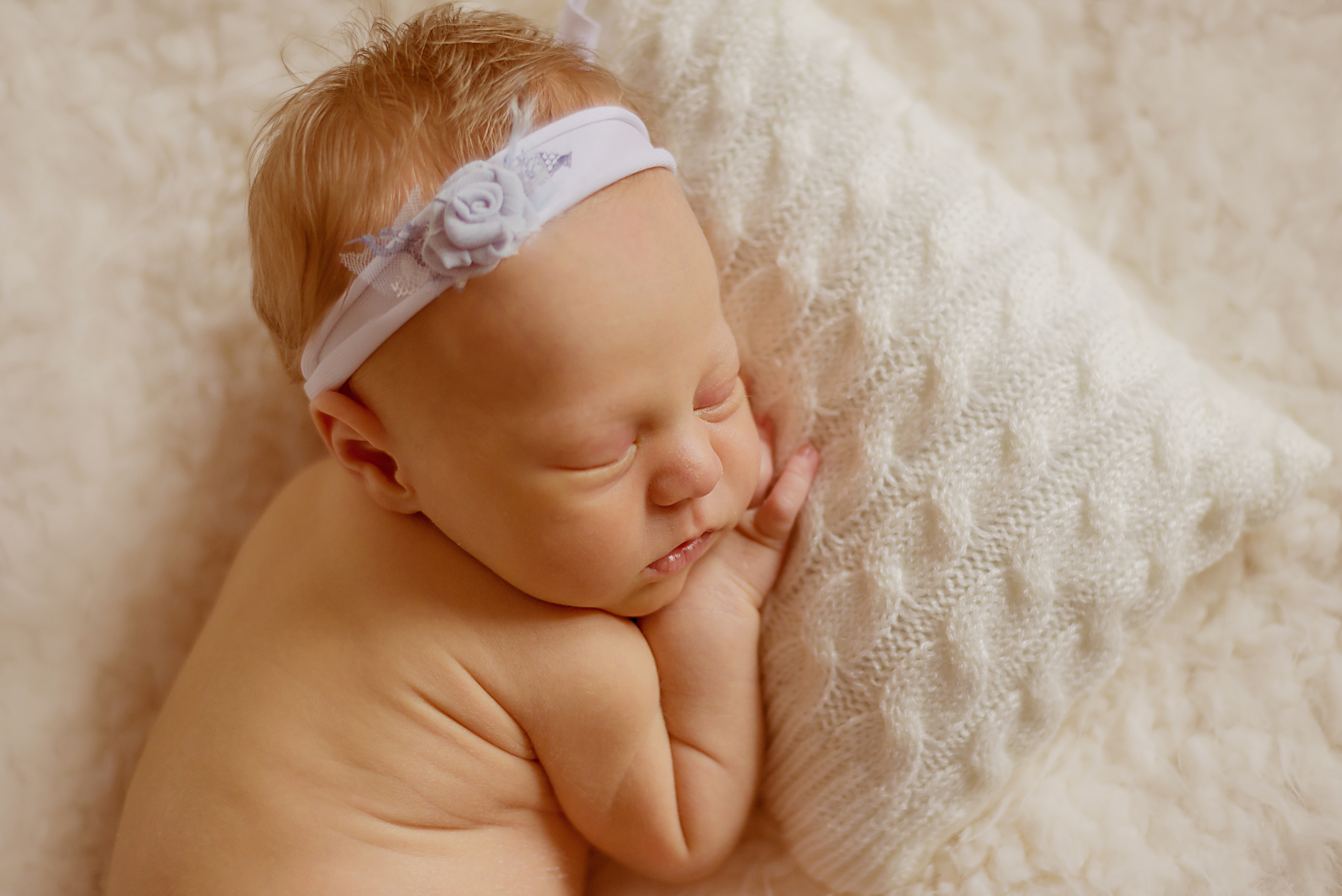 Анечка 6 дней. Фотограф новорожденных Вера Мереуца Оренбург