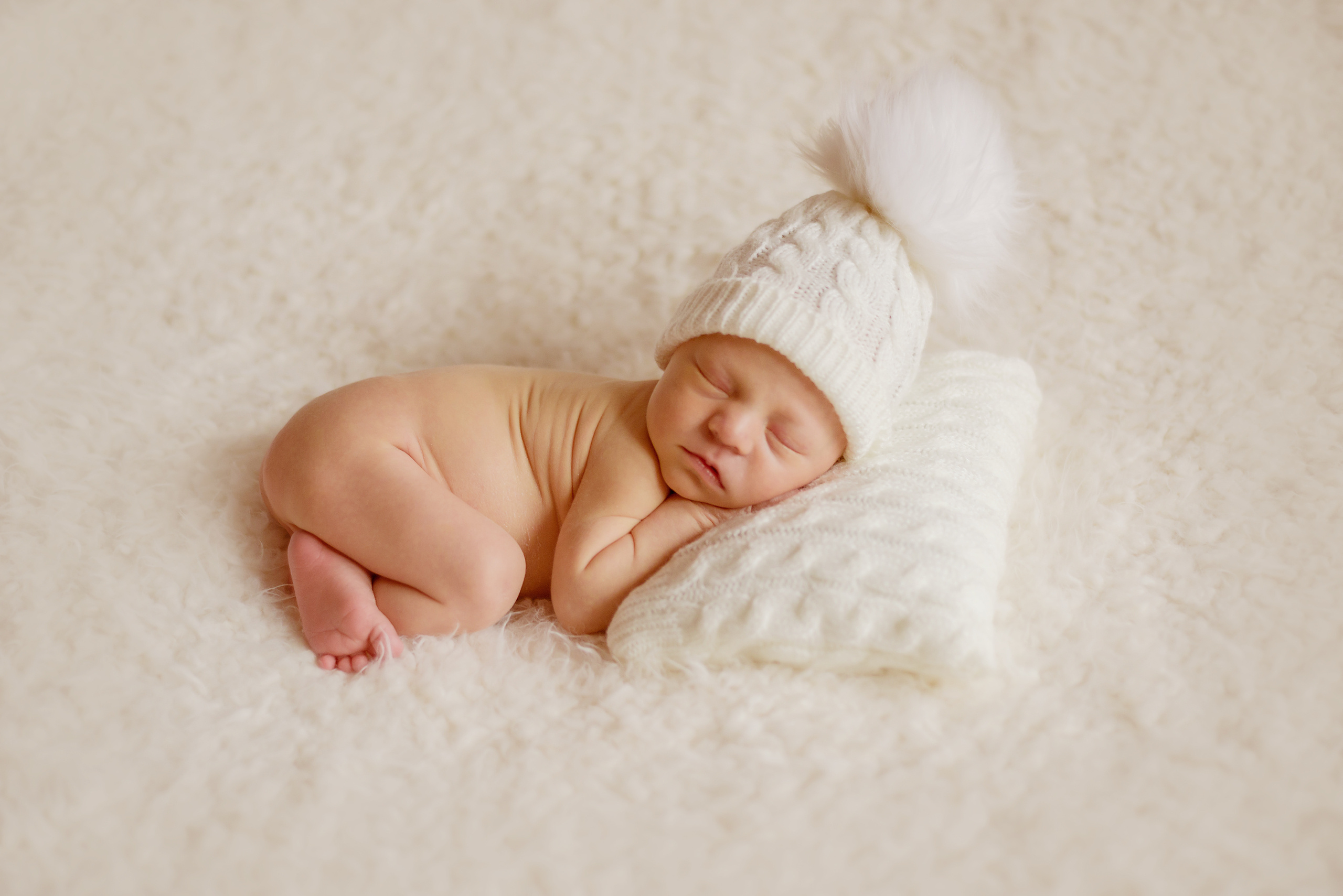 Анечка 6 дней. Фотограф новорожденных Вера Мереуца Оренбург