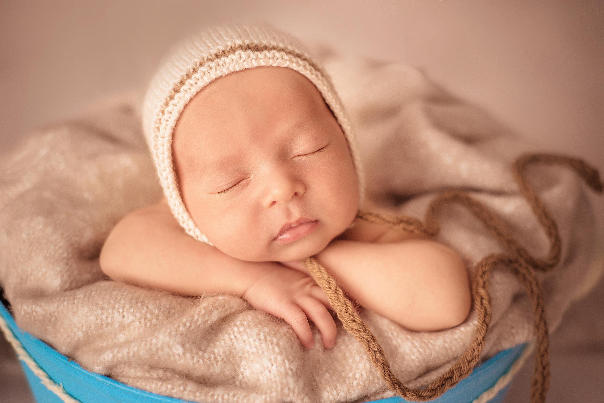 Альберт. Фотограф новорожденных Вера Мереуца Оренбург