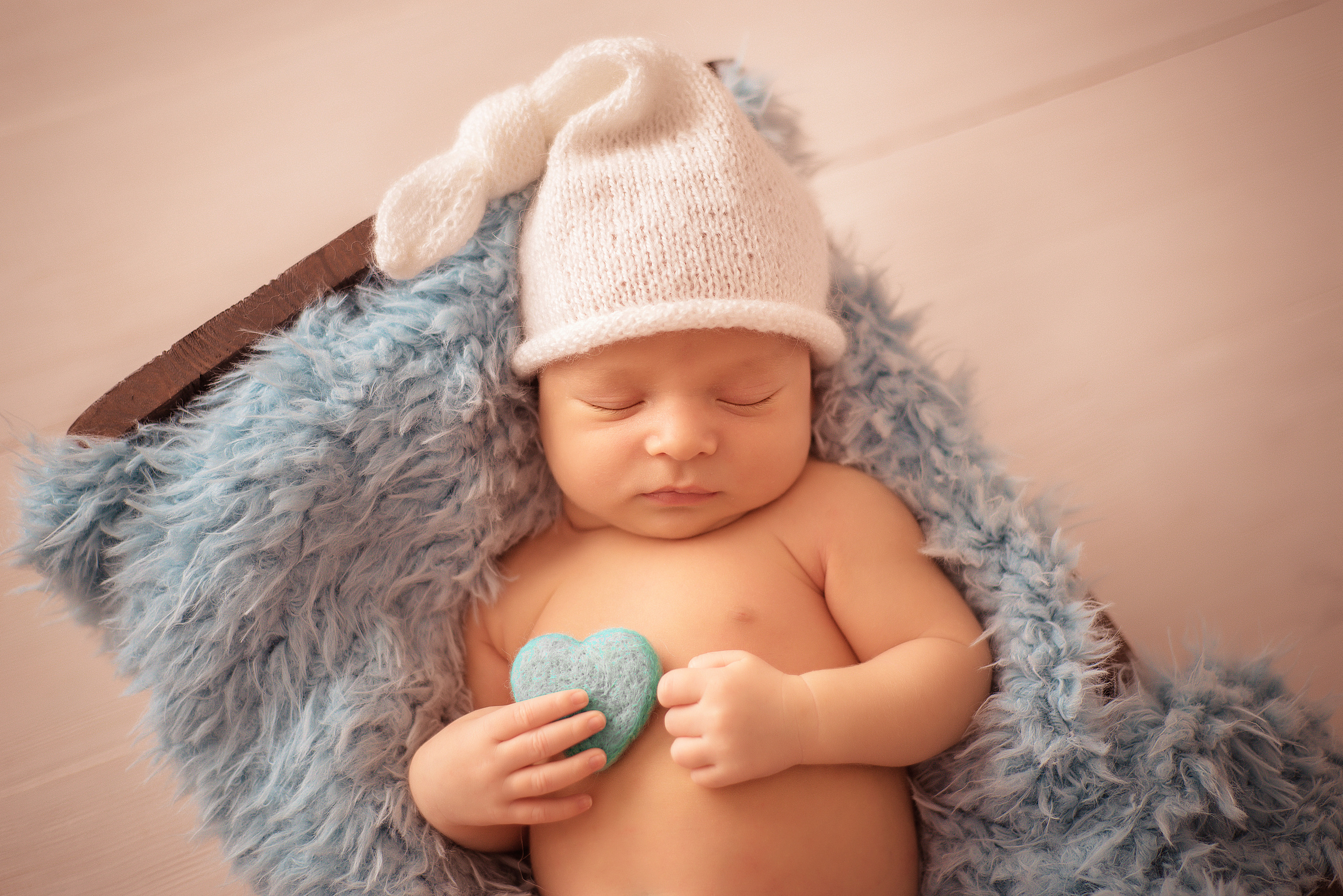 Альберт. Фотограф новорожденных Вера Мереуца Оренбург