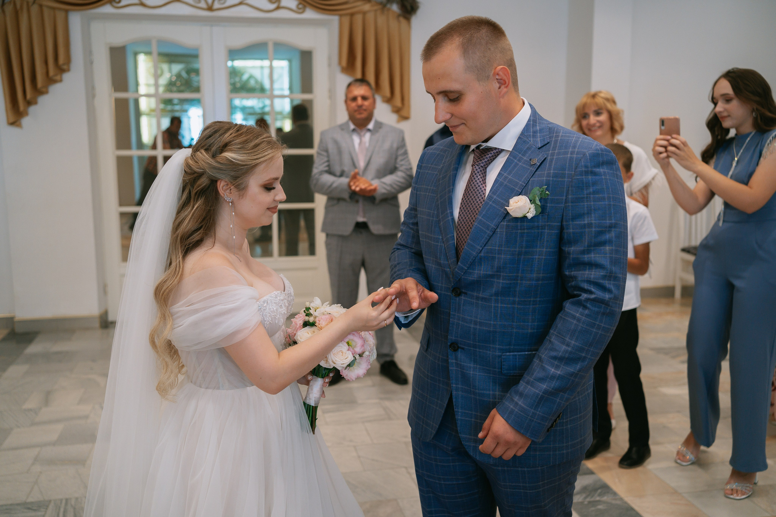 Артем и Анастасия. Свадебный и семейный фотограф в Волгограде Наталья Наумова