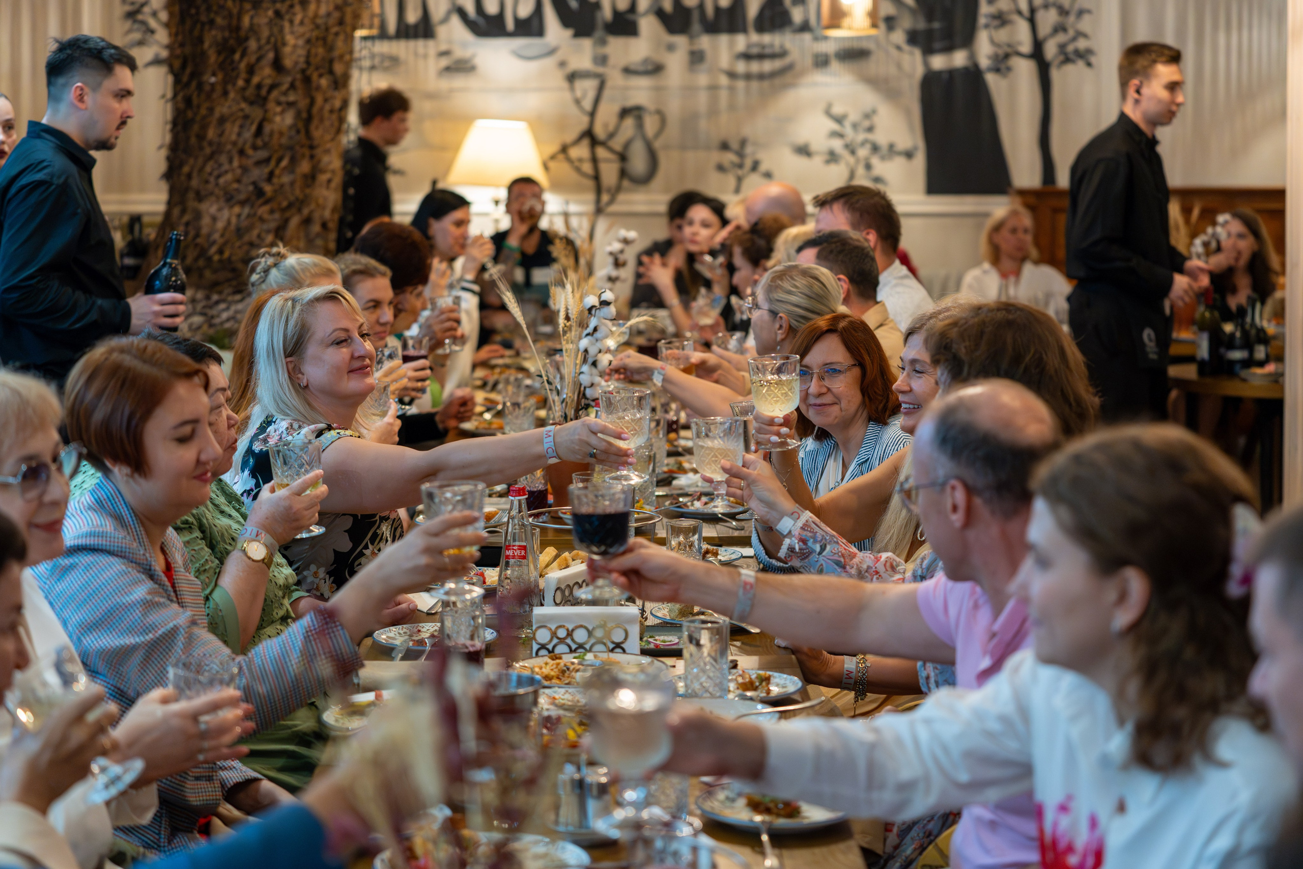 MICE мероприятие для компании Р-фарм. Репортажный фотограф в Красной Поляне и Сочи Павлюченко Екатерина