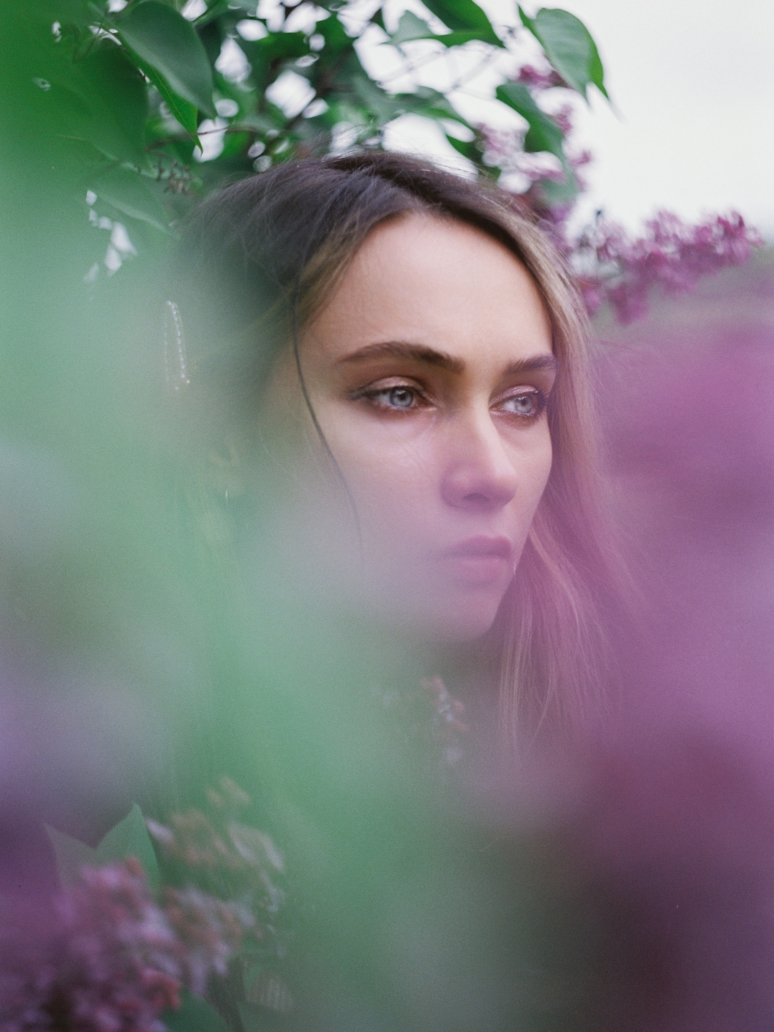 Прогулочная фотосессия на плёнку в Петербурге. Светлана Гопанюк. Портретный фотограф. Санкт-Петербург. СПб