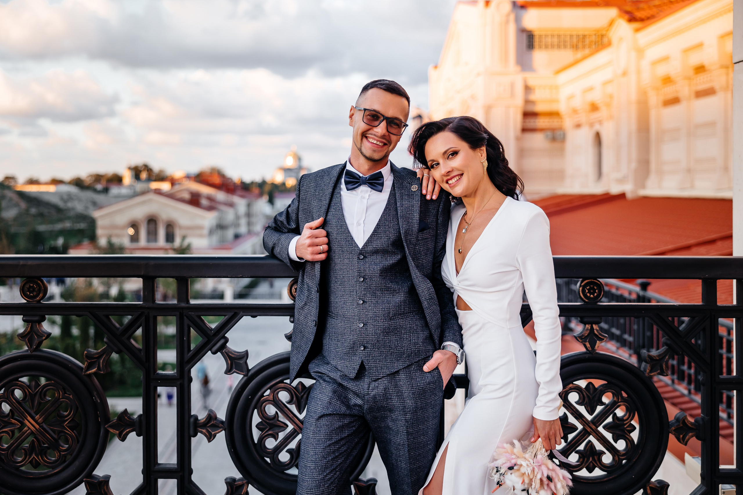 Анонс свадебной прогулки для Юлии и Артема. Свадебный фотограф в Крыму и Севастополе Ольга Баскакова