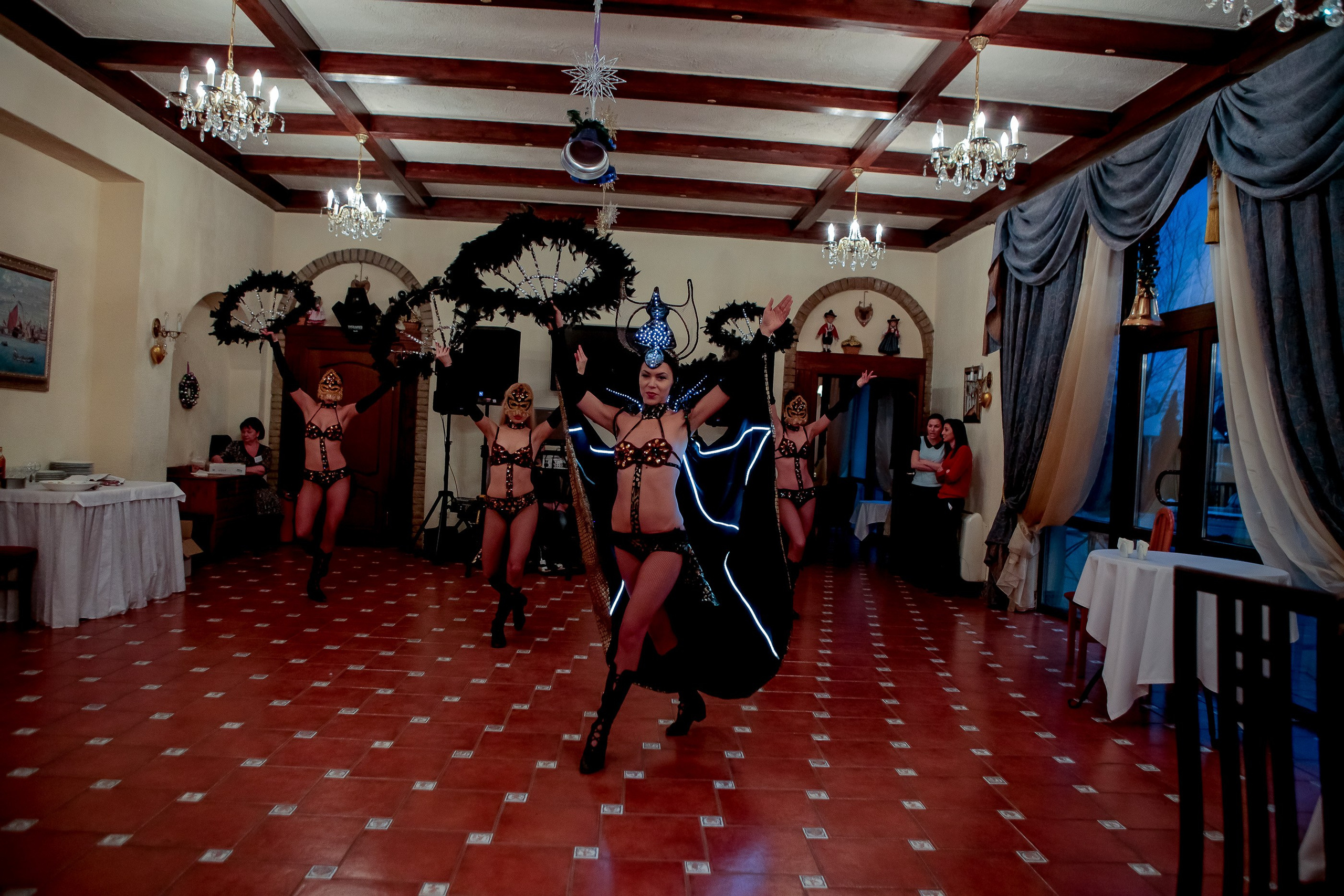 Корпоратив. Max Matvich and Victoria Basova are professionals in their field