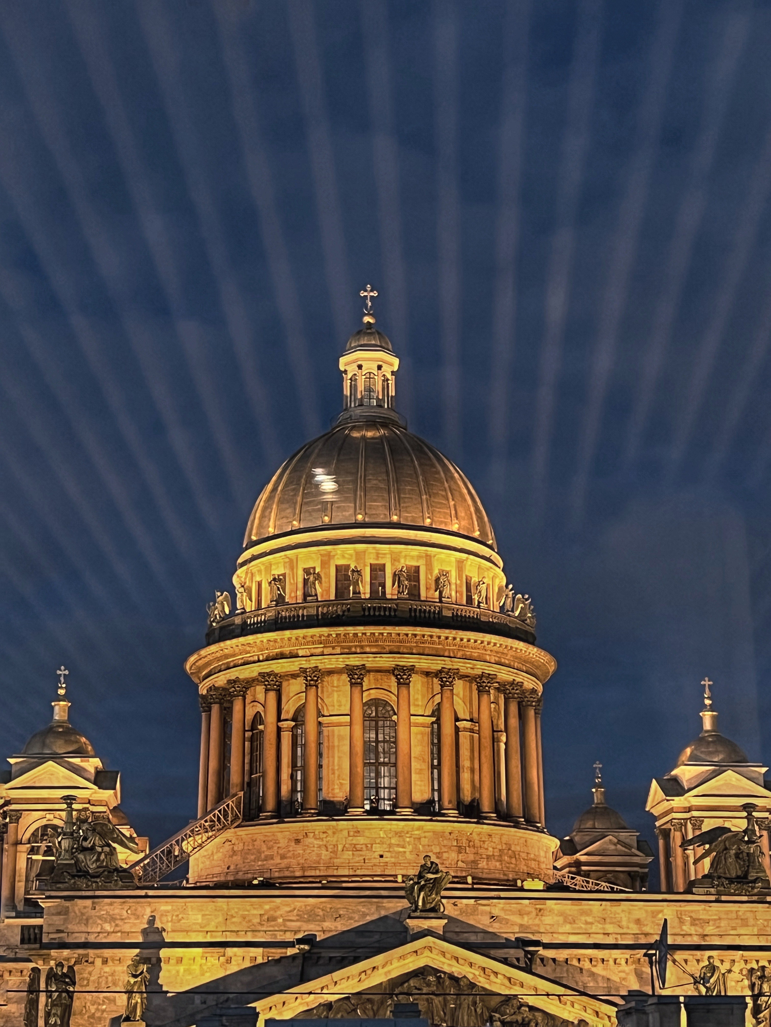 Снято на телефон. Фотография, ретушь, сканирование, восстановление старых фото, интерьерная съёмка, студия. Данилов Александр, Москва