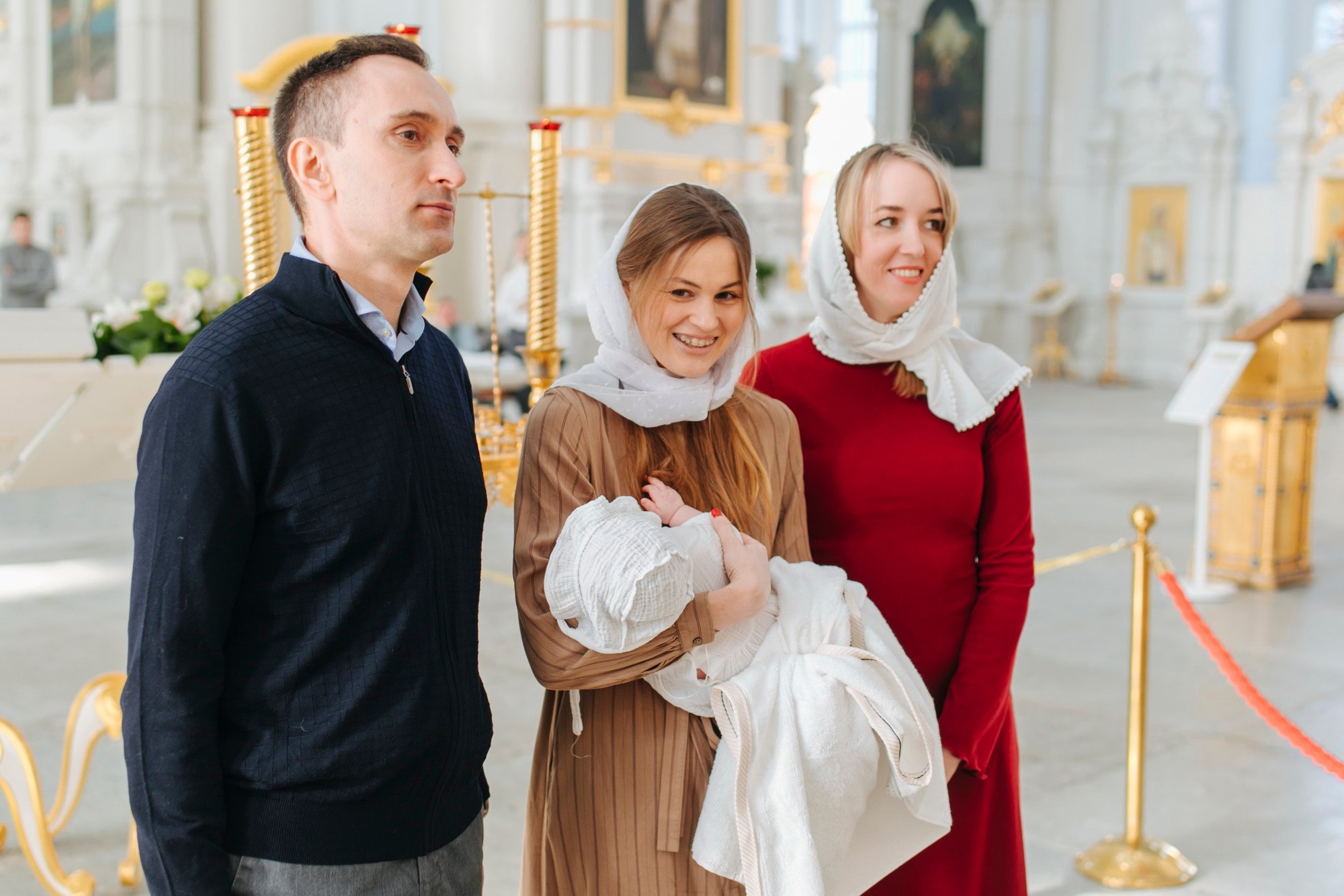 Индивидуальное крещение в Смольном Соборе, где провести крещение СПб, лучший храм для крещения, сколько стоит крещение, церковь где не нужны беседы, без крестных