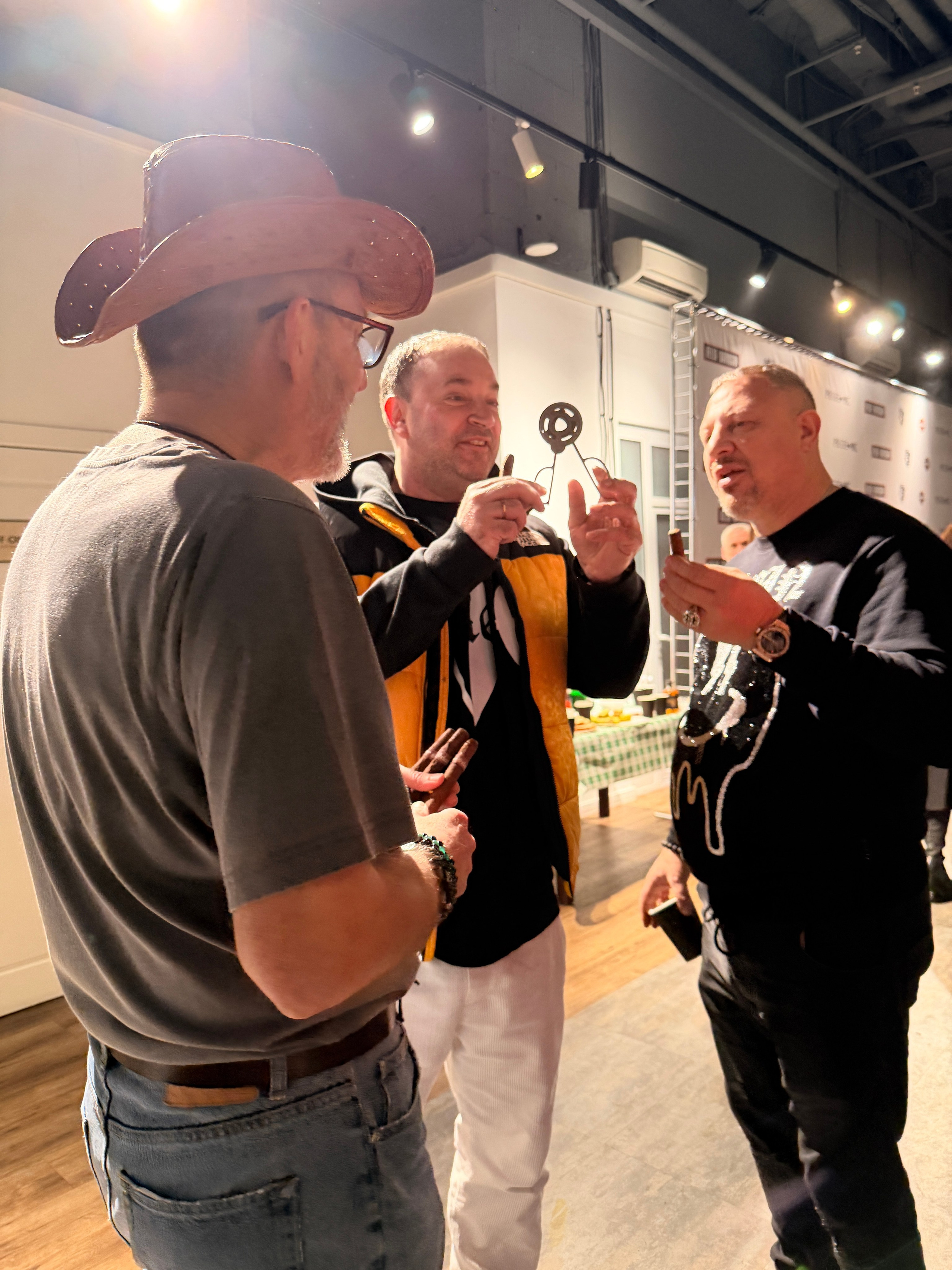 НОВЫЙ ГОД 2026. Hello Davidson, Москва. Только хорошие мотоциклы…