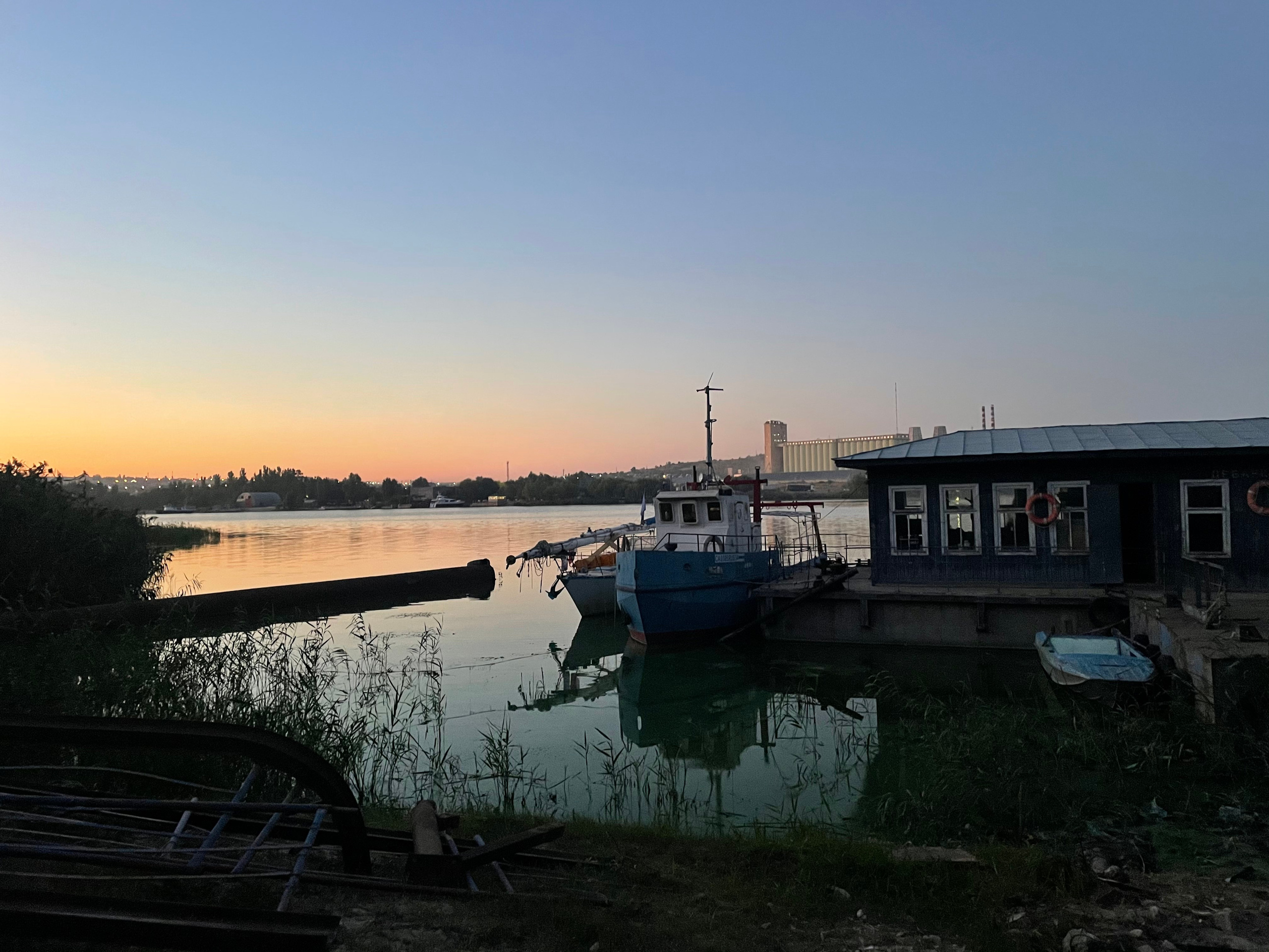 20 014 Причал. ВИЗУАЛЬНЫЕ И ЗВУКОВЫЕ РЕШЕНИЯ ДЛЯ БИЗНЕСА И СЪЁМОК ТЕЛЕТЕЛА