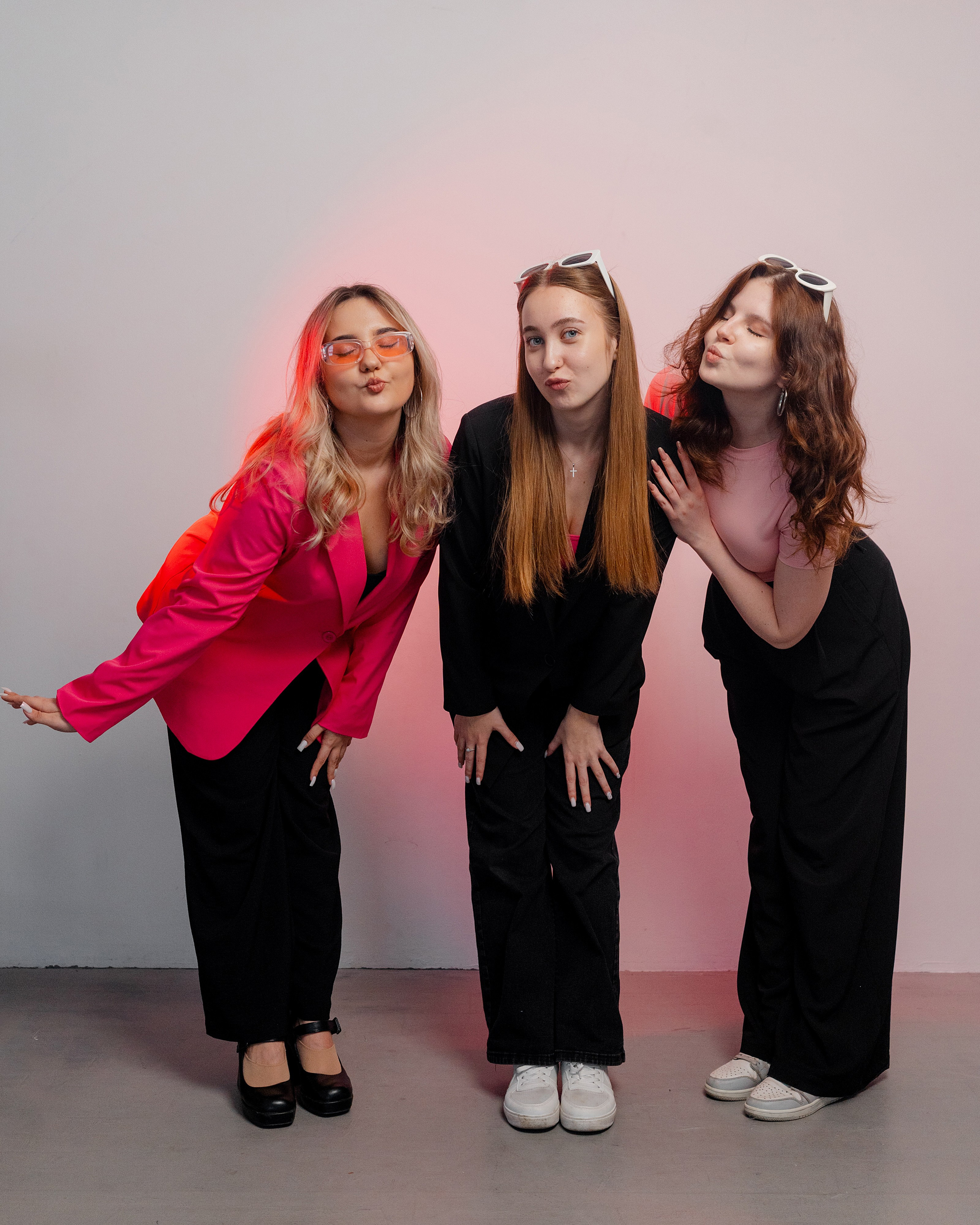 11 класс Студия. Фотограф Софья Володкина