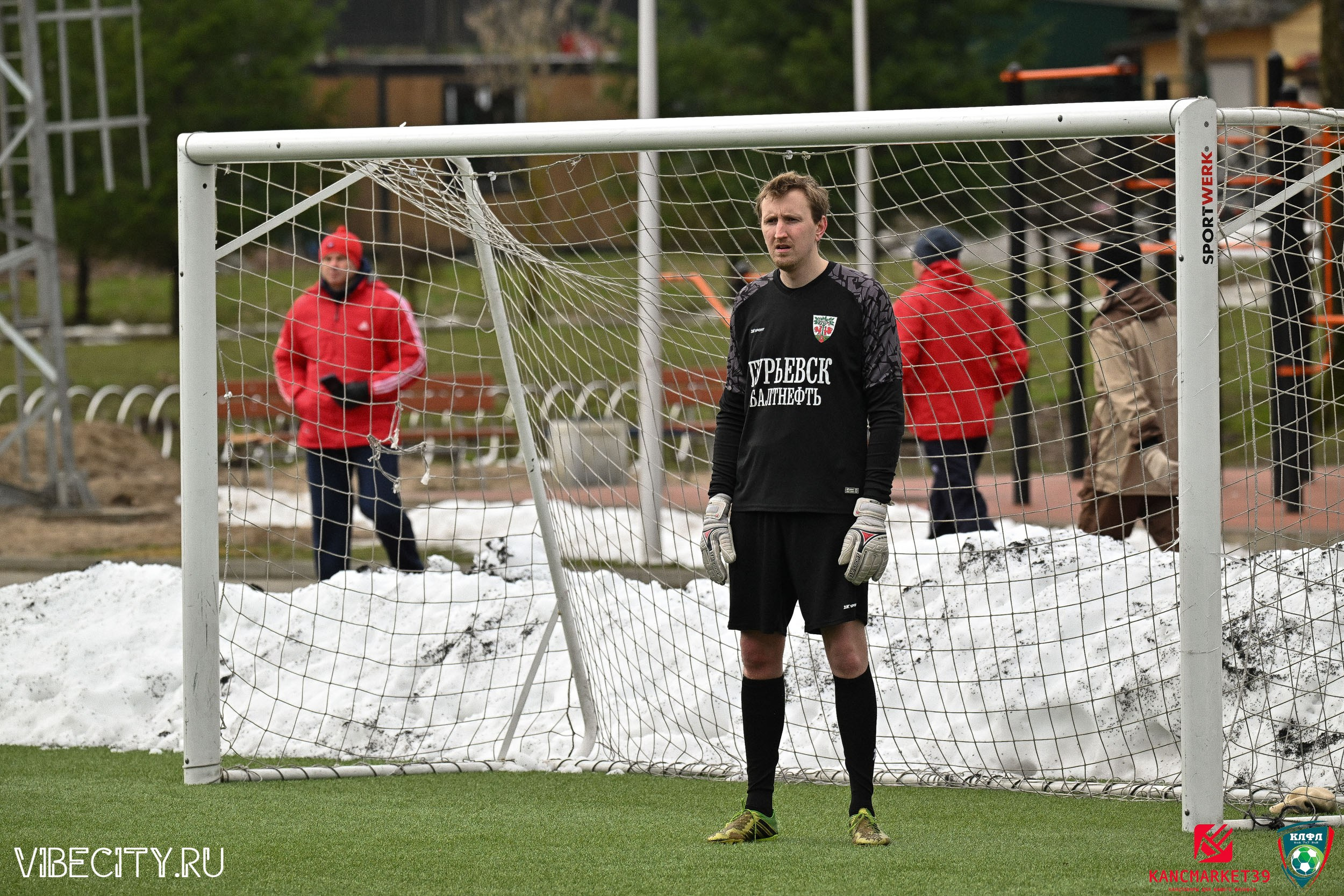 XX ЧЕМПИОНАТ КАЛИНИНГРАДСКОЙ ЛФЛ КАНЦМАРКЕТ39 сезона 2024–2025 гг. VIBECITY.RU Вайб Сити Ру Фоторепортажи Фотоотчеты Калининград