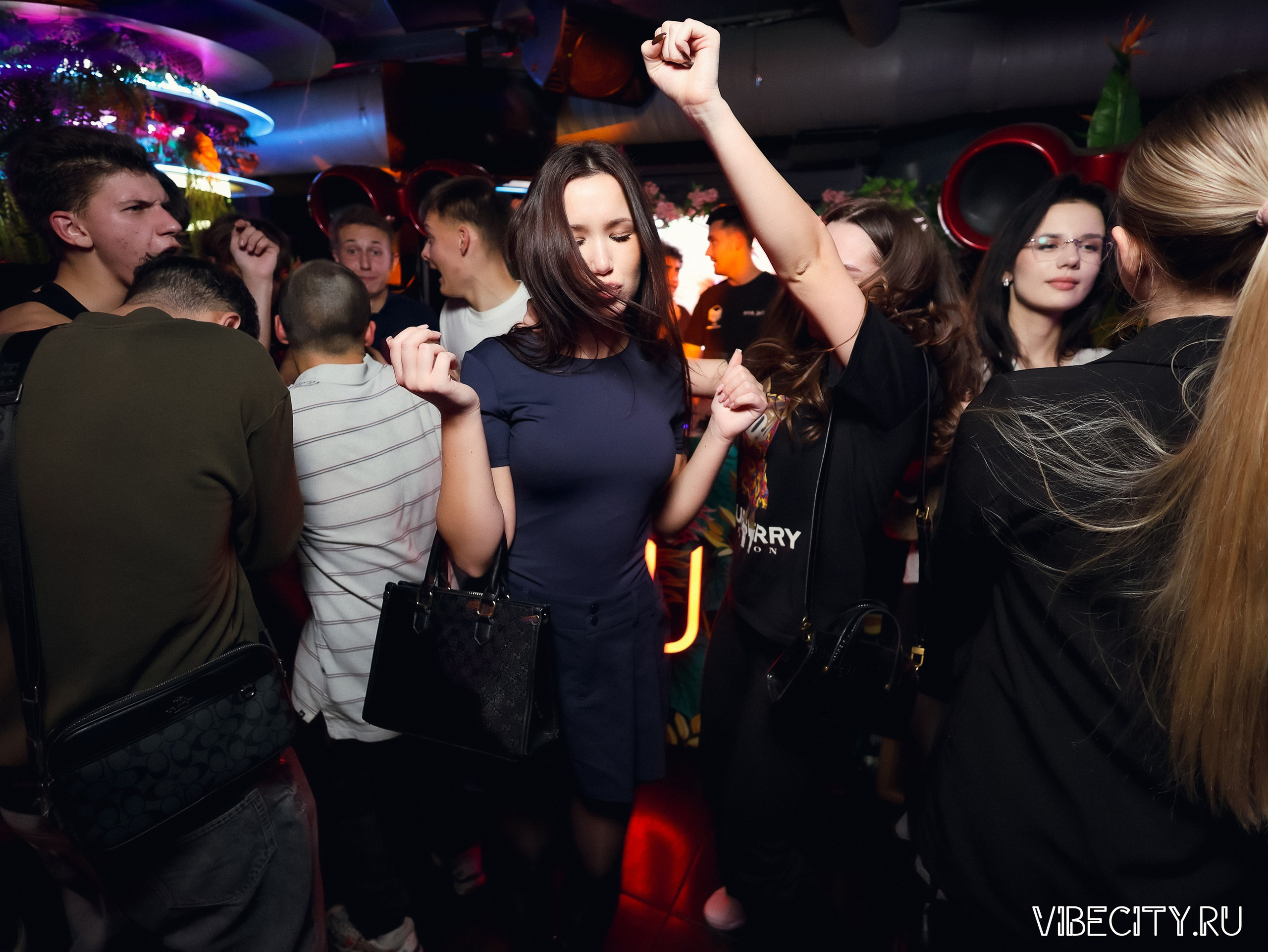 DOUBLE U. VIBECITY.RU Вайб Сити Ру Фоторепортажи Фотоотчеты Калининград