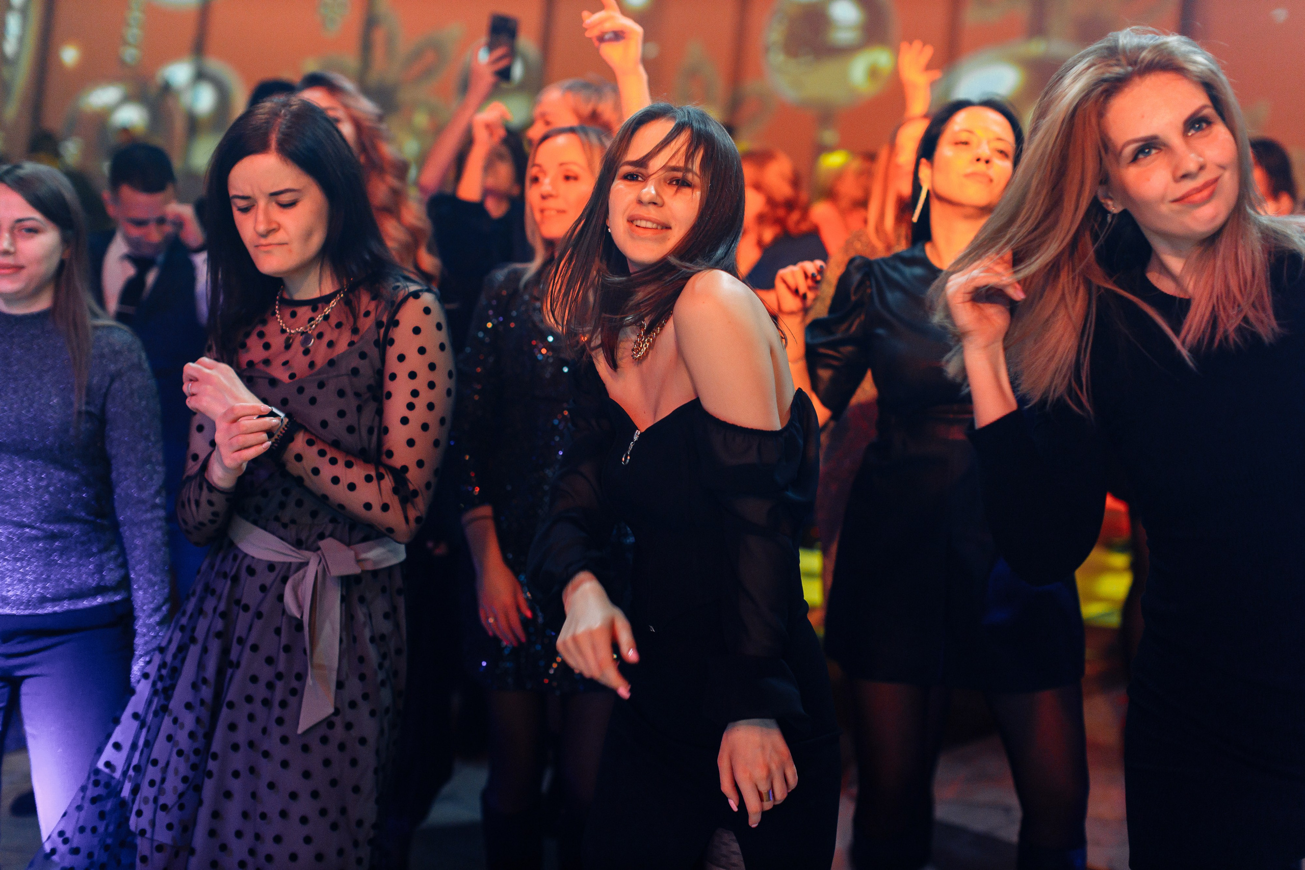 Корпоратив ПолСтраны. Свадебный и портретный фотограф в Королёве Сергей Чихарев