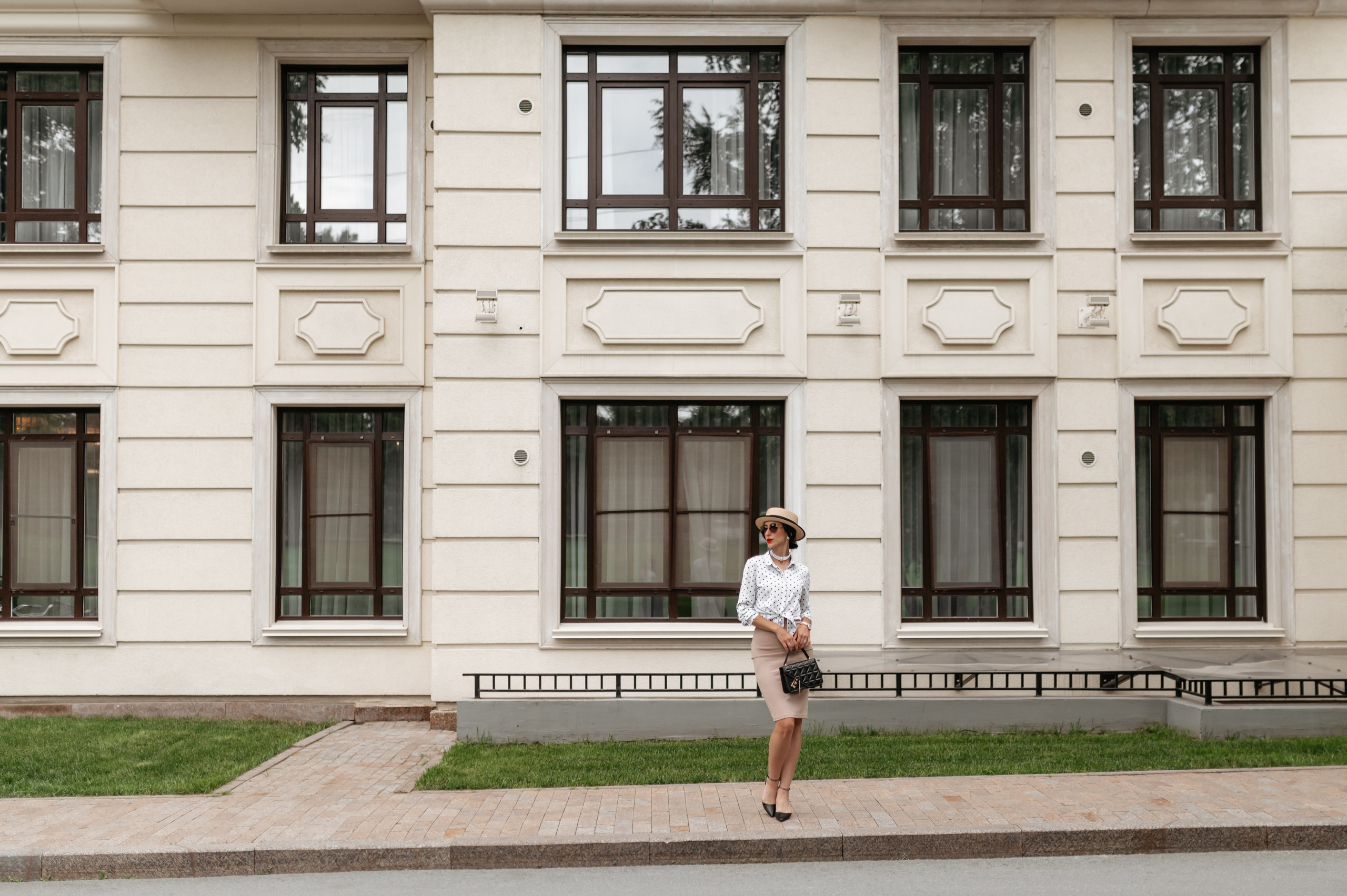 В стиле old many. Главная