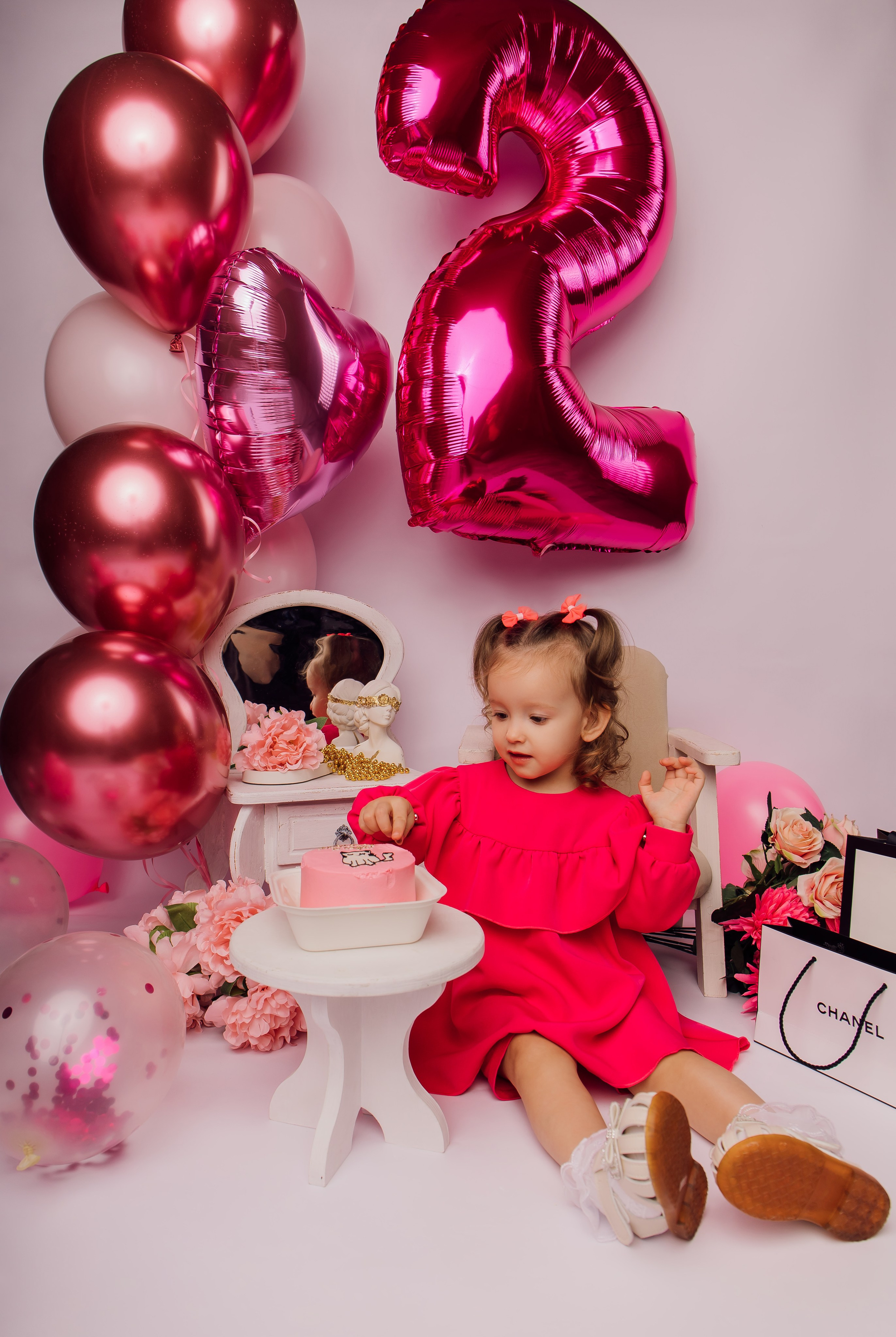 Анечка 2 годика