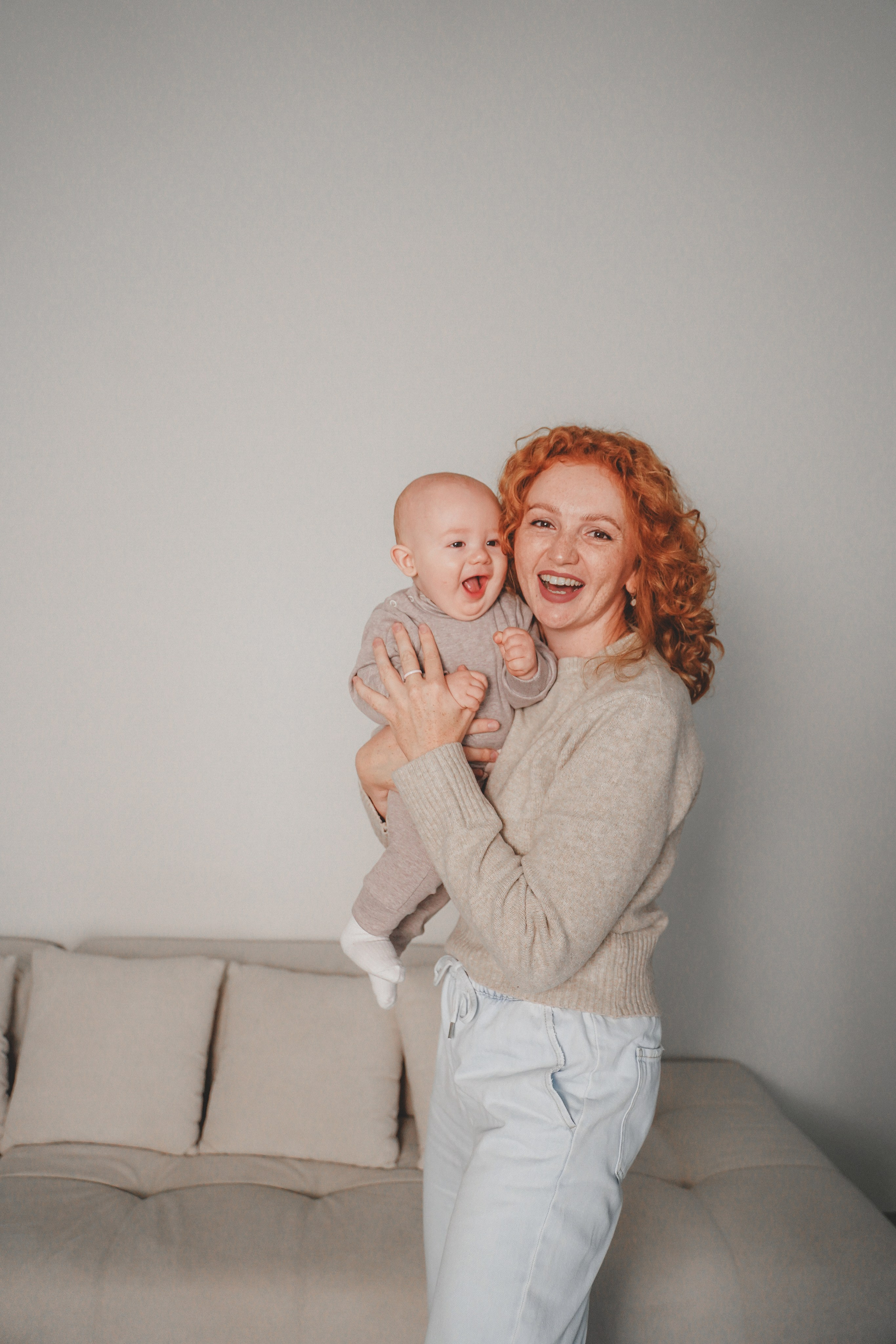 Семейная фотосессия в студии. Семейный и женский фотограф в Краснодаре Анастасия Приймак