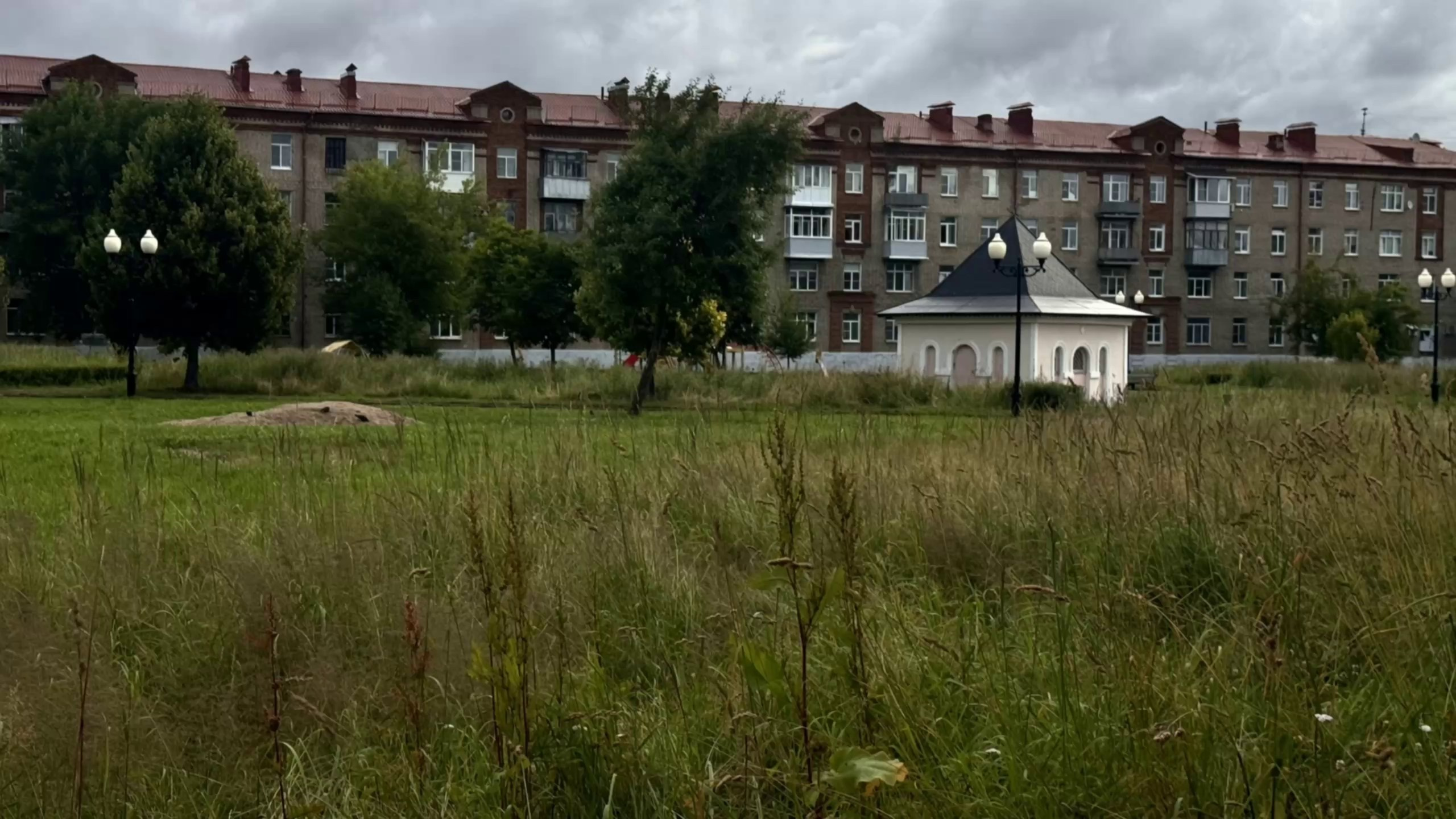 ОЖИВШЕЕ ПРОШЛОЕ. ФОТОИСТОРИЯ. УСКОЛЬЗАЮЩАЯ КРАСОТА В ДЕТАЛЯХ