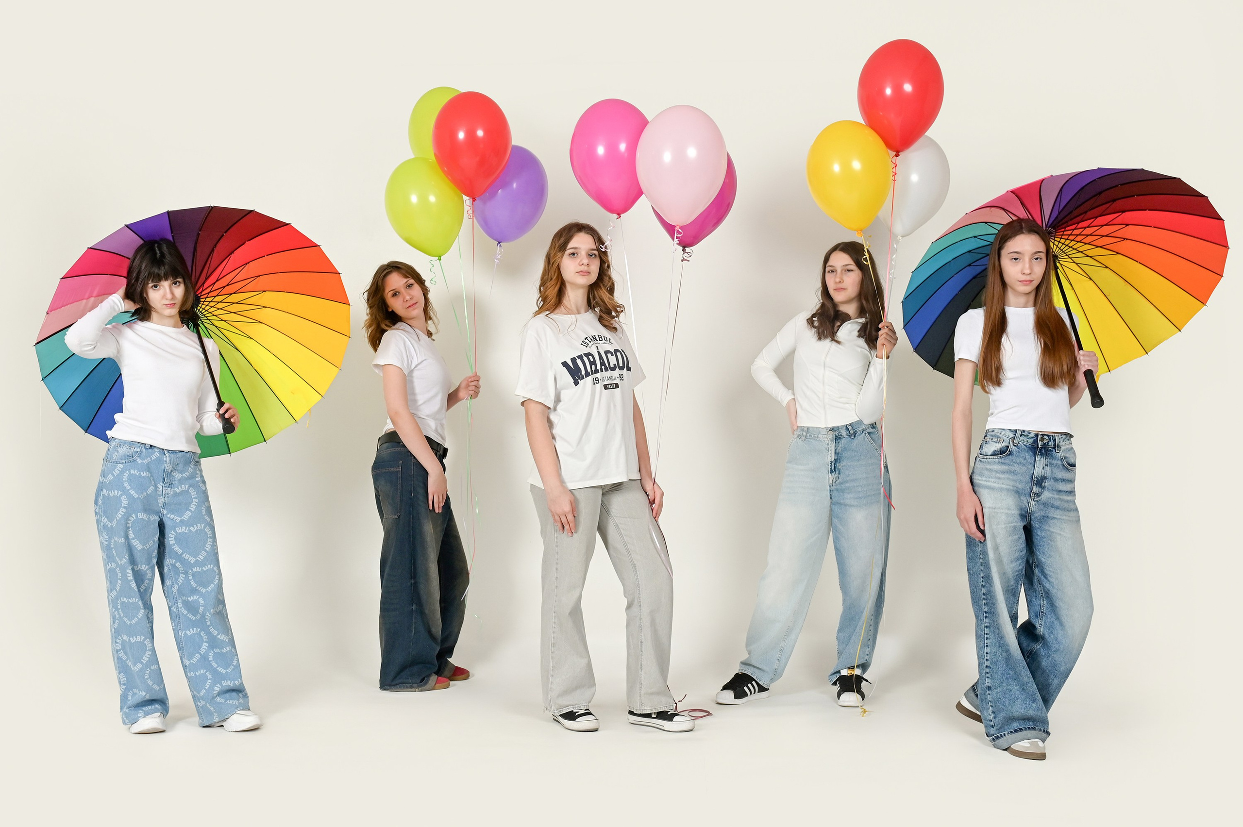 Галерея фотографий. Первая школьная фотостудия Zoom-Zoom в городе Владикавказ