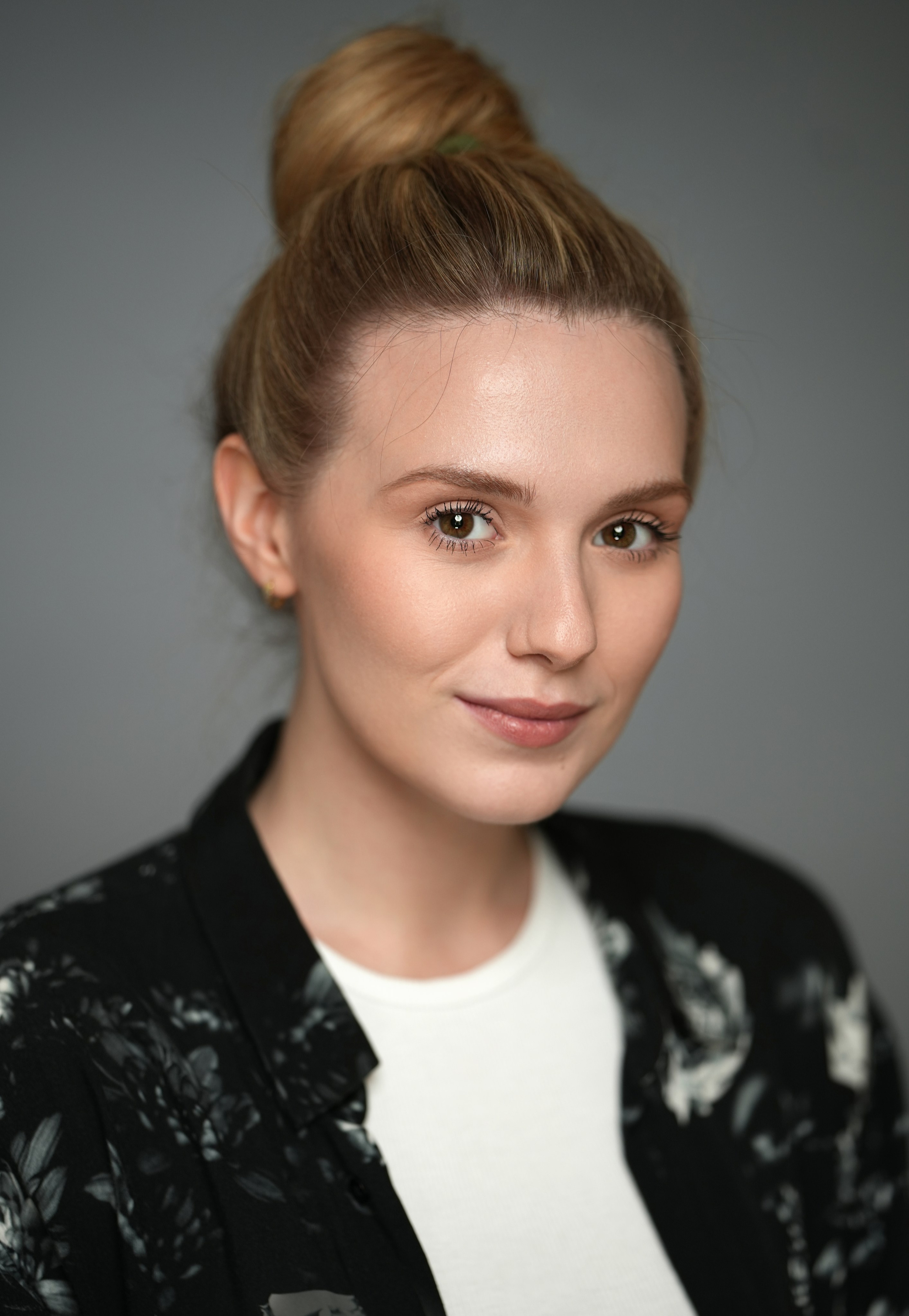 Анастасия Ровенских актерское портфолио. Портретная съемка в Москве, студийный фотограф Игорь Фомин