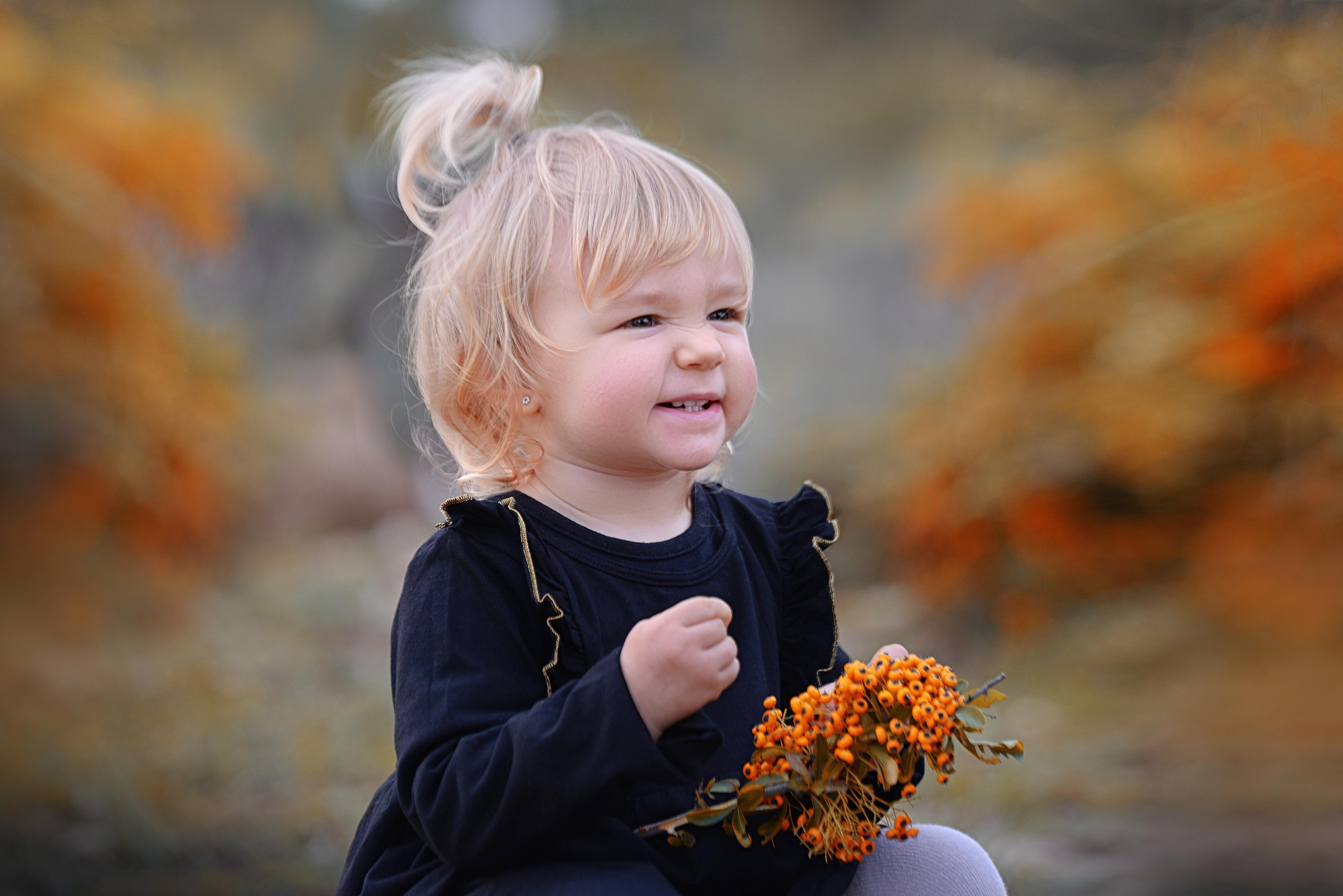 Ведьмочка. Фотограф Надя Заручевская