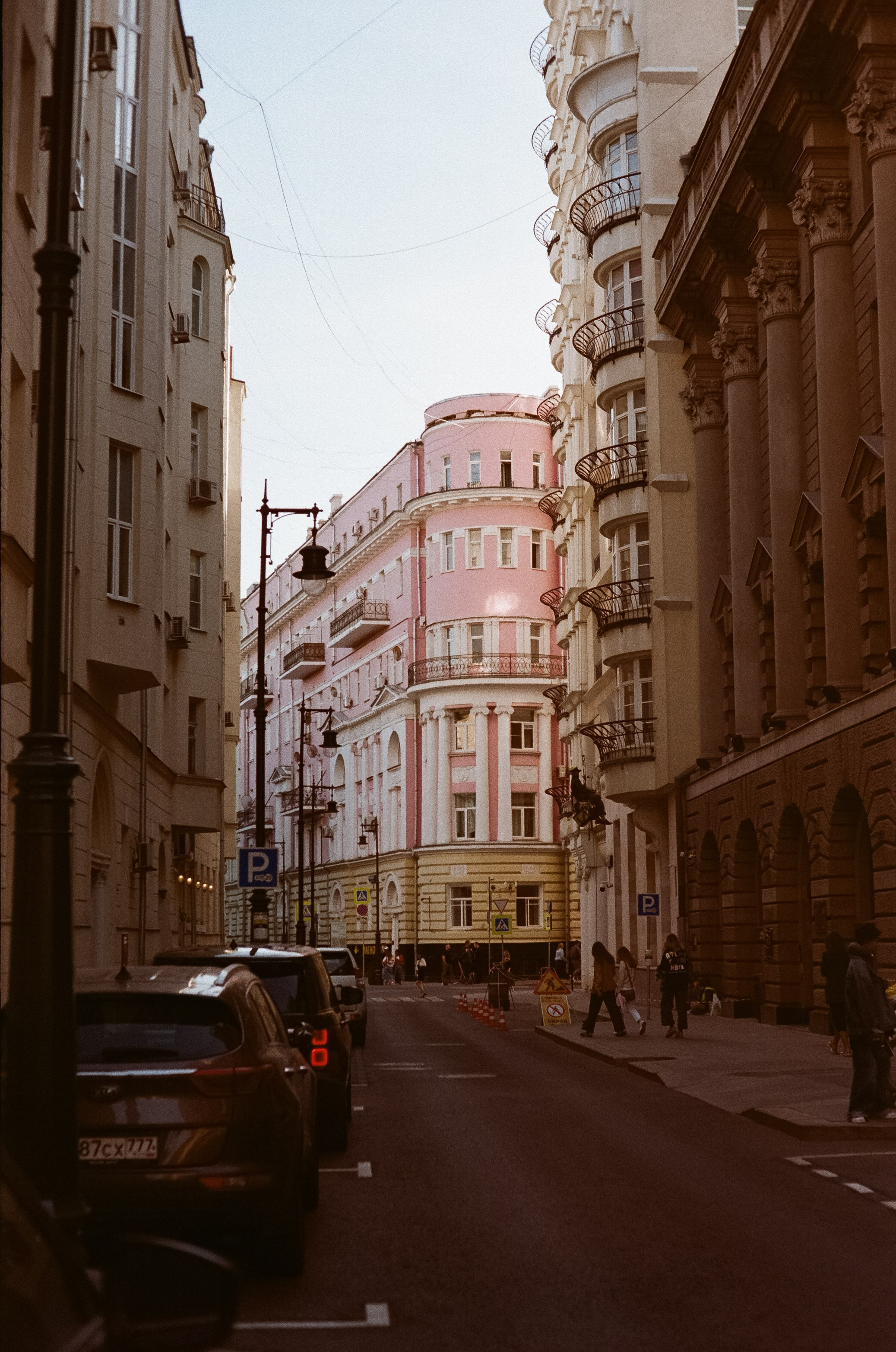 Konica IIIA / Fujicolor Superia 200 (просрочка) / Благовещенский переу