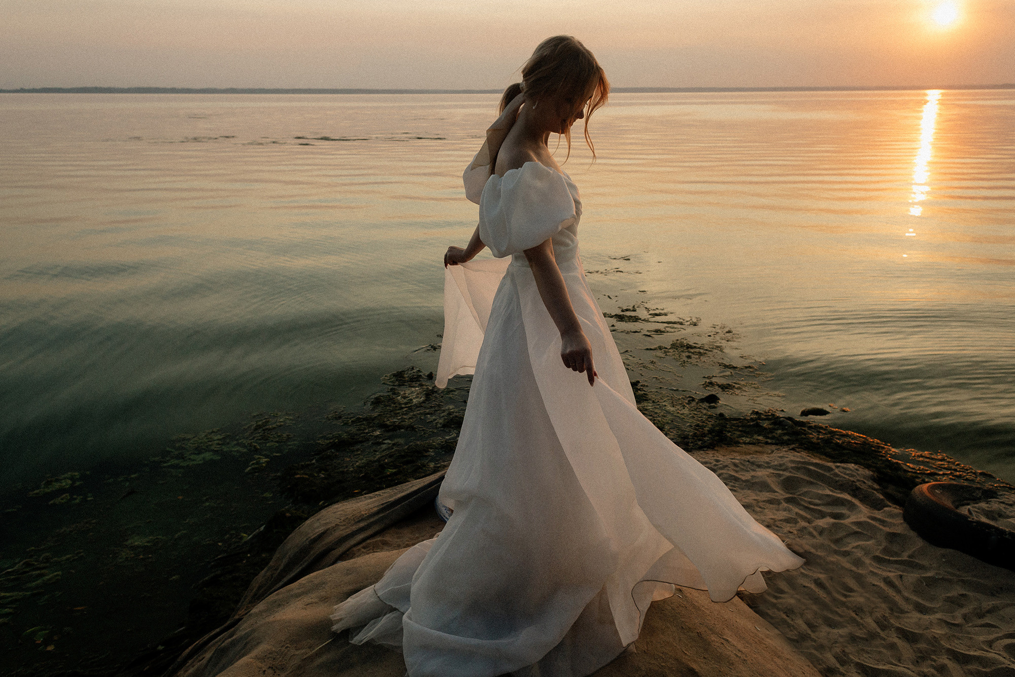 Лайфстайл свадебная фотосессия - путешествие к Горьковскому морю. Свадебный фотограф в Нижнем Новгороде Генеральская Ира