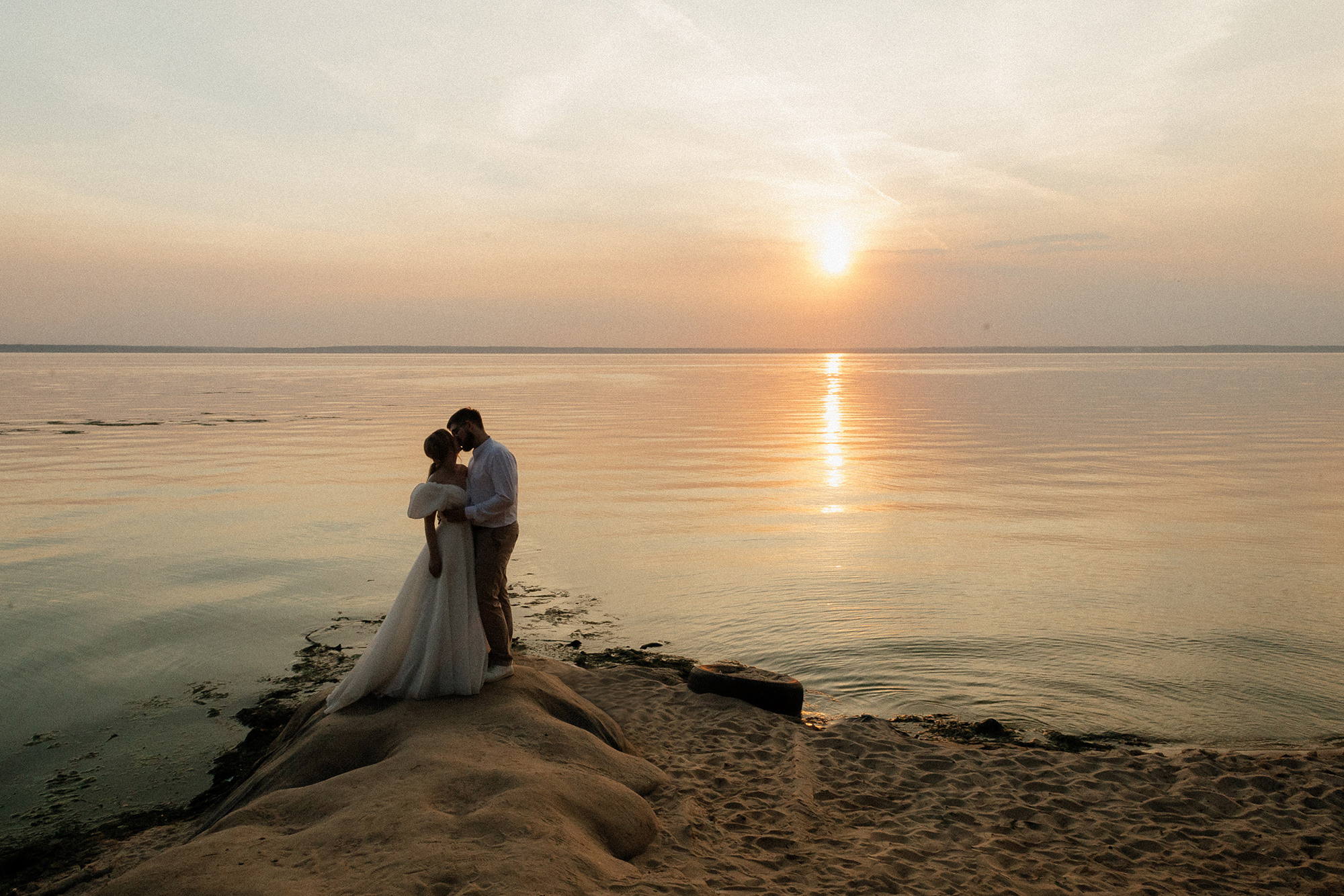 Лайфстайл свадебная фотосессия - путешествие к Горьковскому морю. Свадебный фотограф в Нижнем Новгороде Генеральская Ира