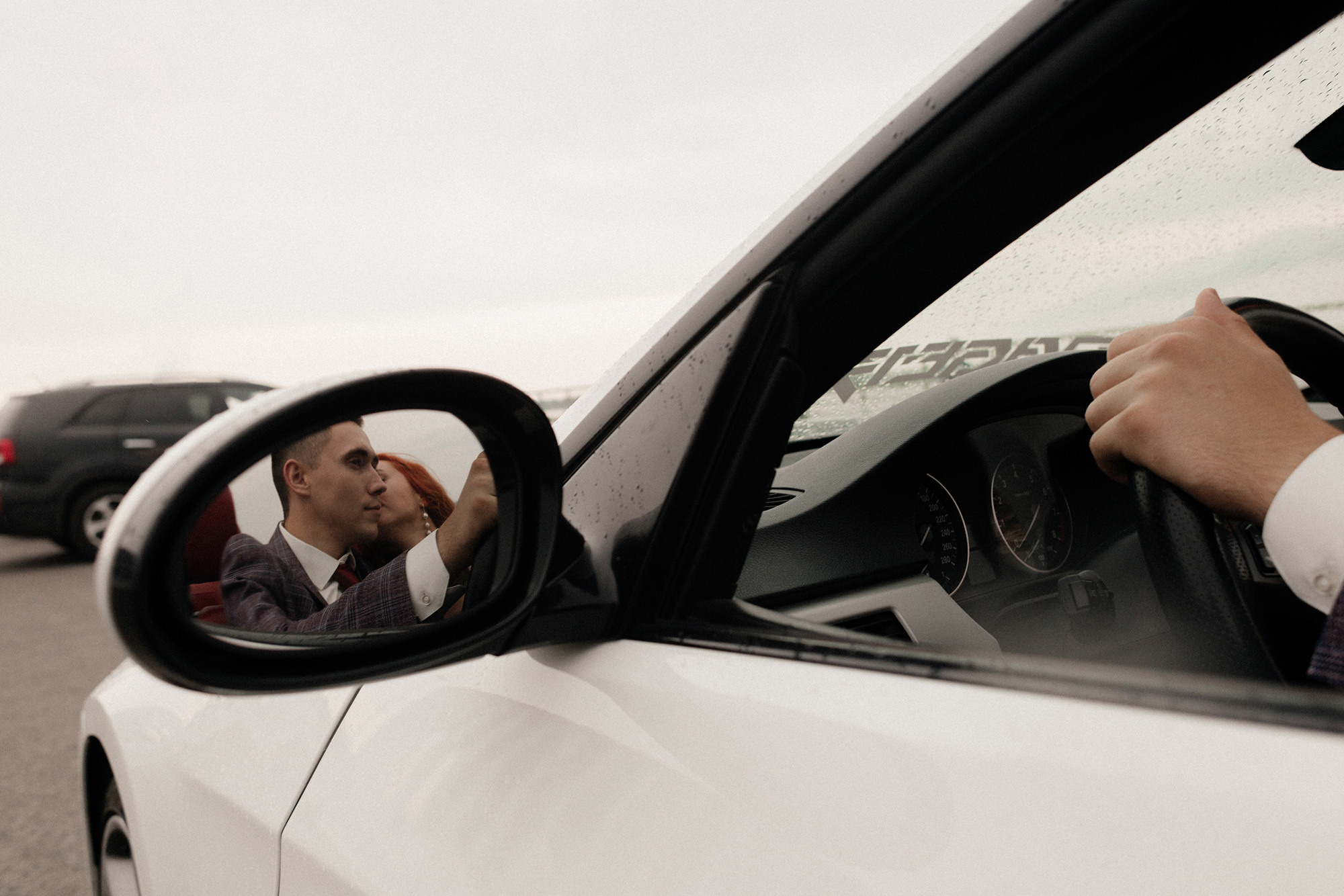 Прогулка на кабриолете Ульяна и Миша. Свадебный фотограф в Нижнем Новгороде Генеральская Ира