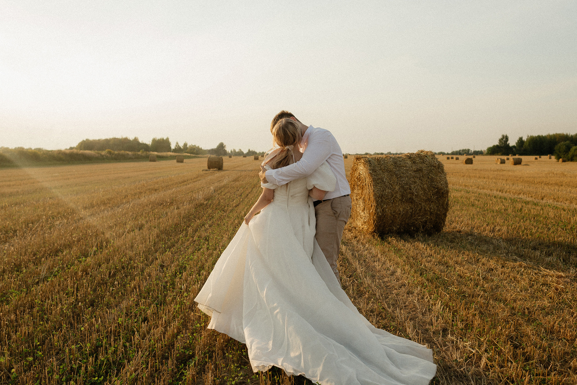 Лайфстайл свадебная фотосессия - путешествие к Горьковскому морю. Свадебный фотограф в Нижнем Новгороде Генеральская Ира