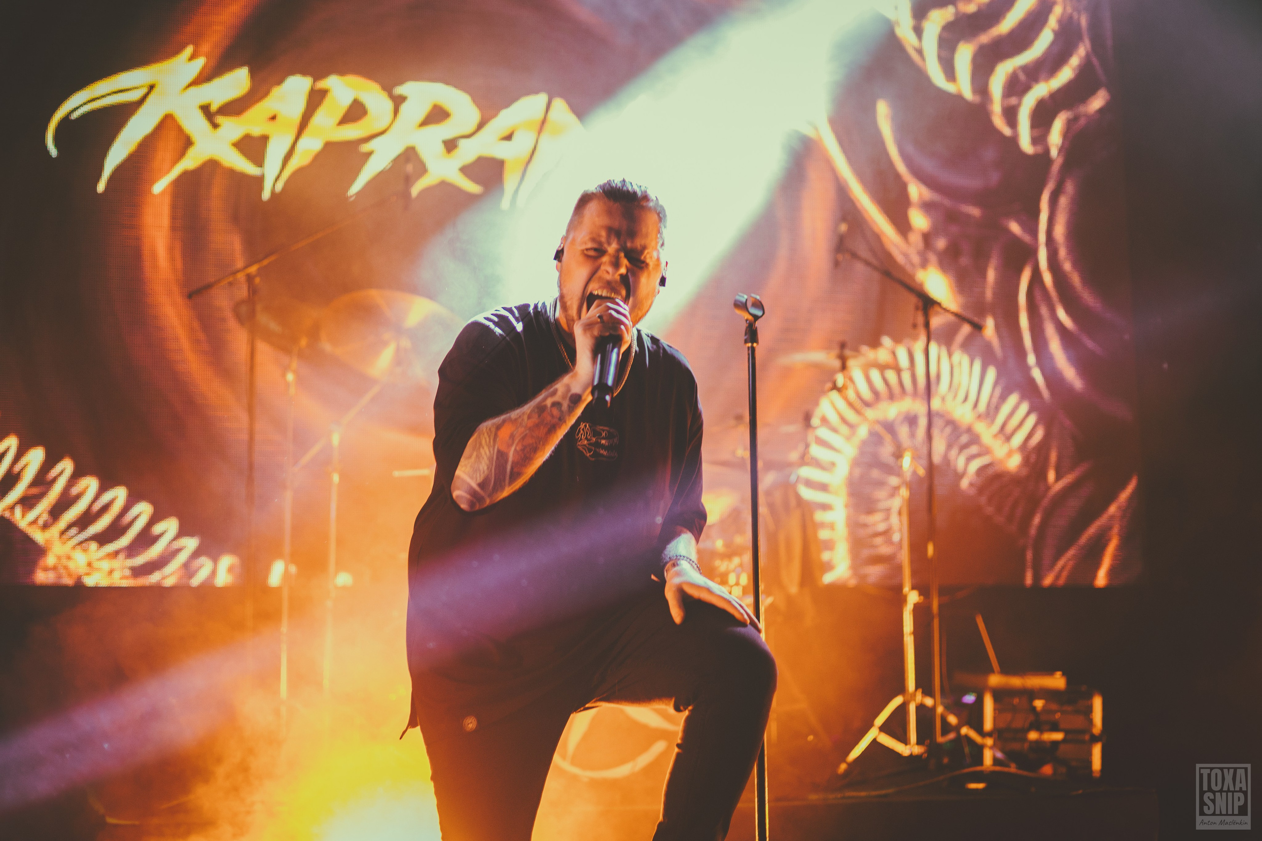 Концерт группы KAPRANOV в Москве (04.04.2025). Toxasnip Photo | Anton Maslenkin