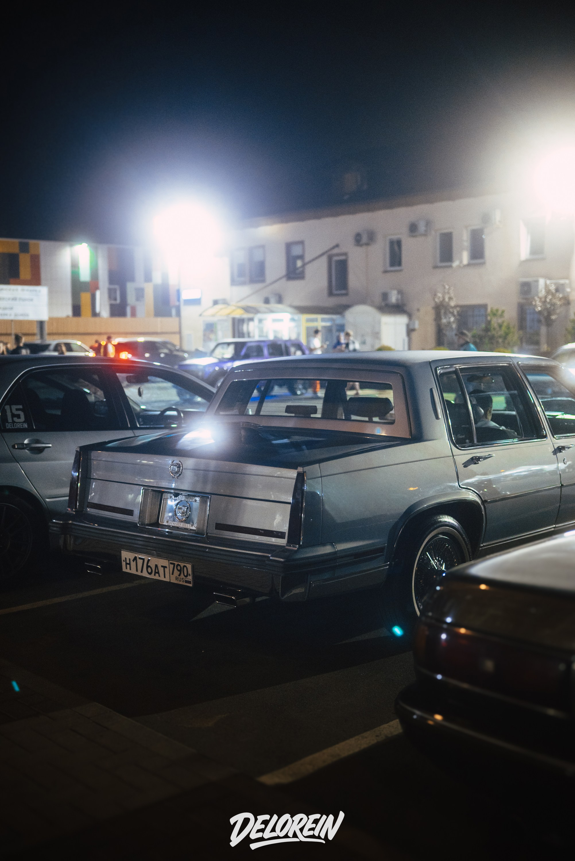 Cadillac Fleetwood небесно голубой. DeLorein