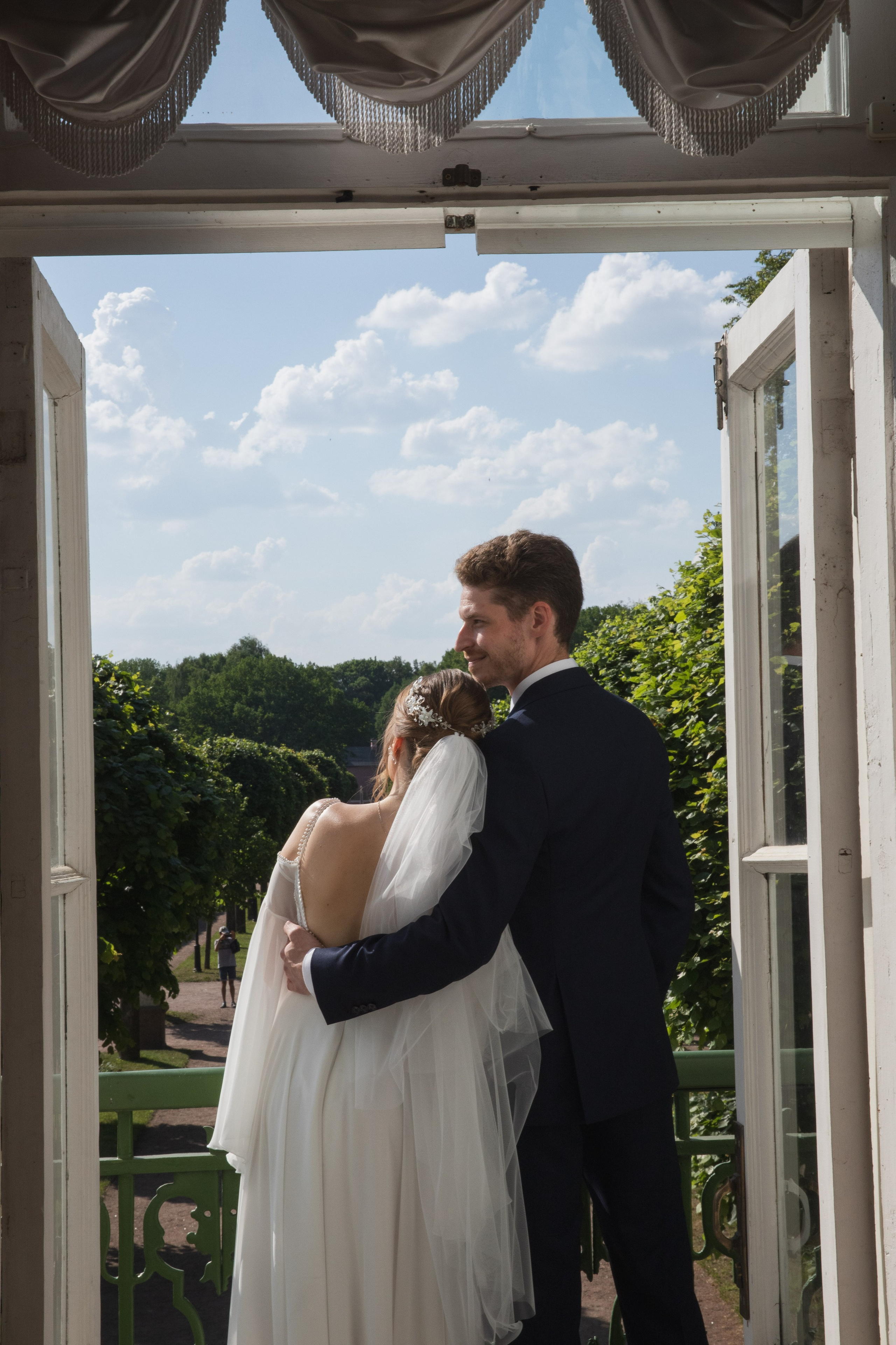 Летняя свадьба в Кусково. Свадебный и портретный фотограф в Москве Мария Кравченко