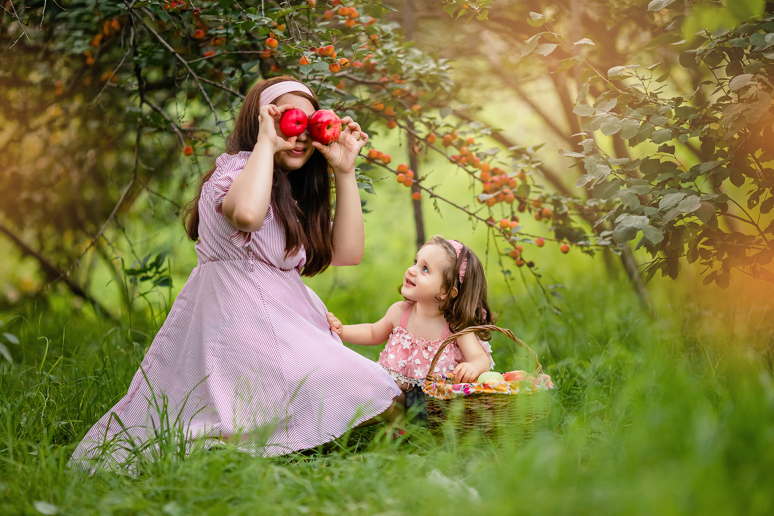 Абрикосовый сад. Семейный и свадебный фотограф в Чебоксарах и Новочебоксарске Ирина Юрь