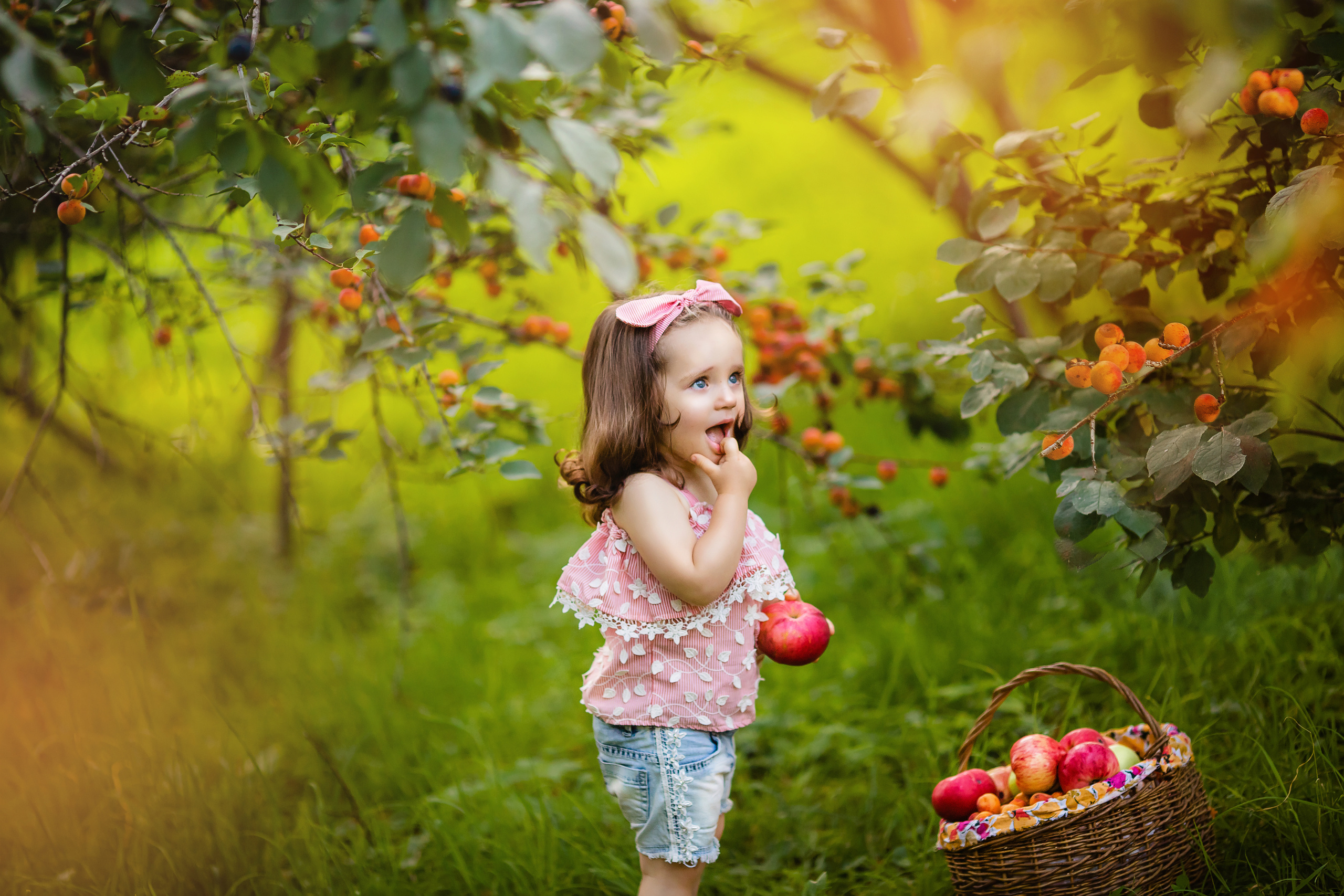 Абрикосовый сад. Семейный и свадебный фотограф в Чебоксарах и Новочебоксарске Ирина Юрь