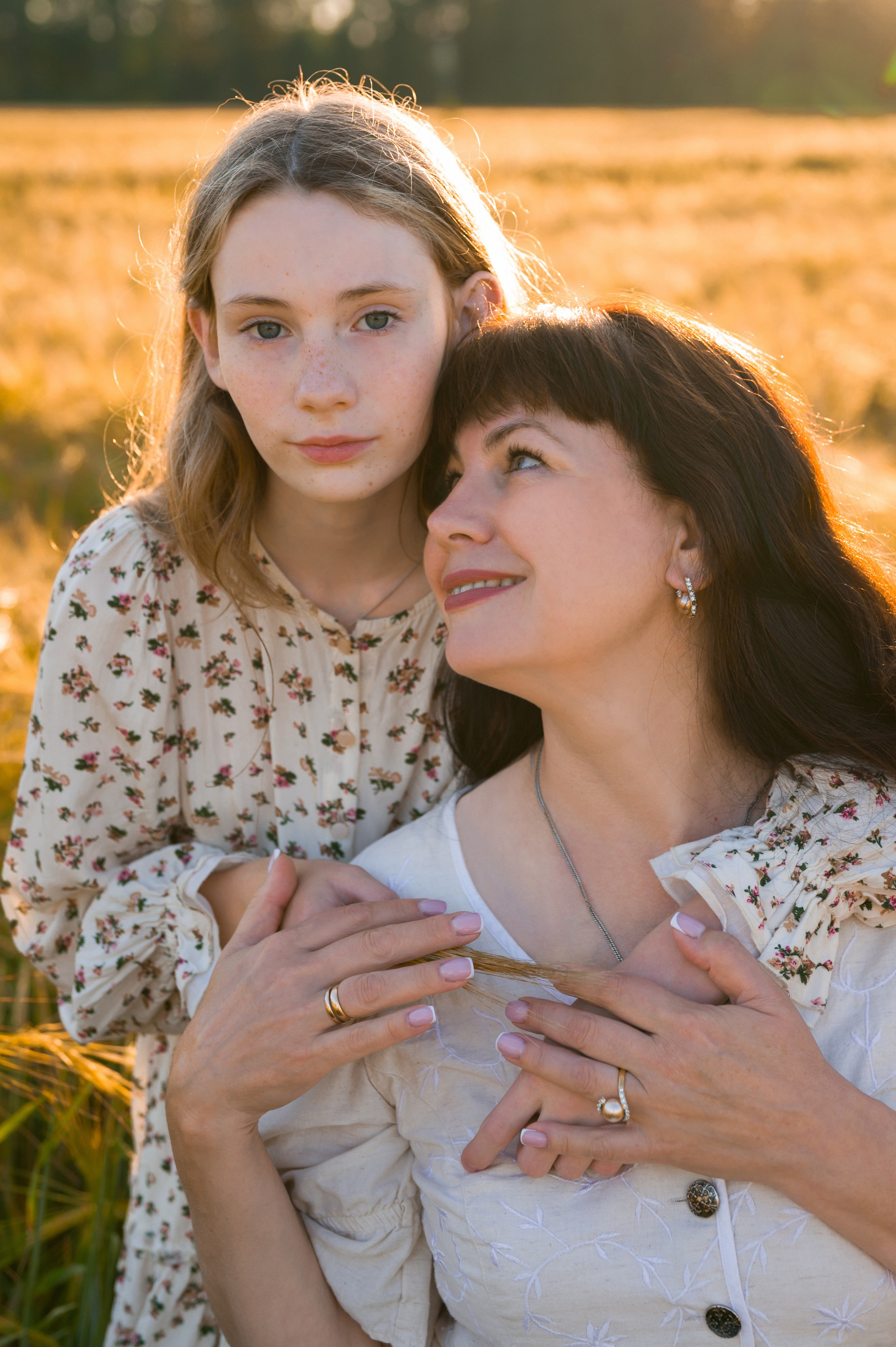 Фотосессия в поле (пшеница, рожь). Фотограф Юлия Кондратьева