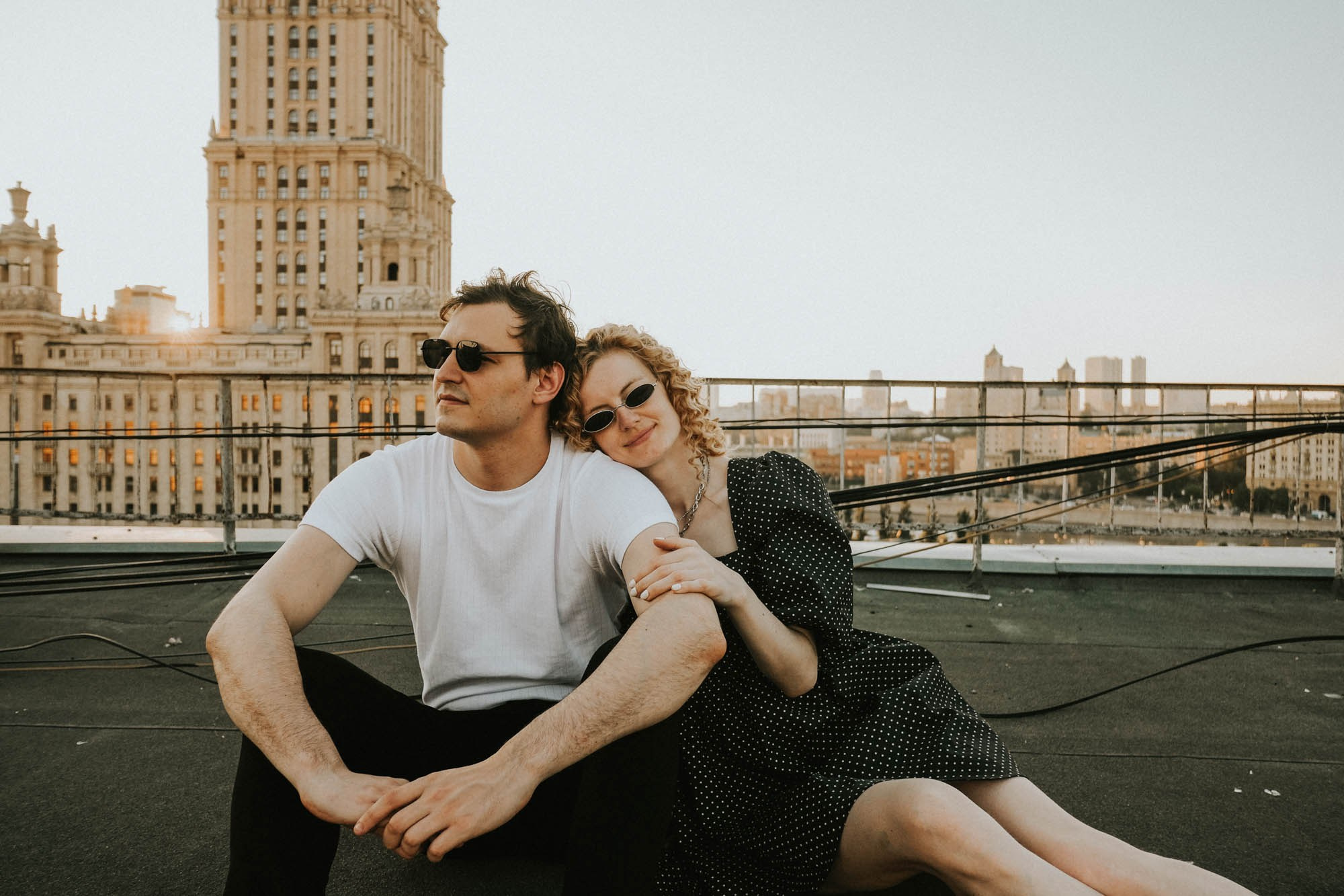 «полезли на крышу?» — «давай!». Свадебный фотограф Александра Тюлякова