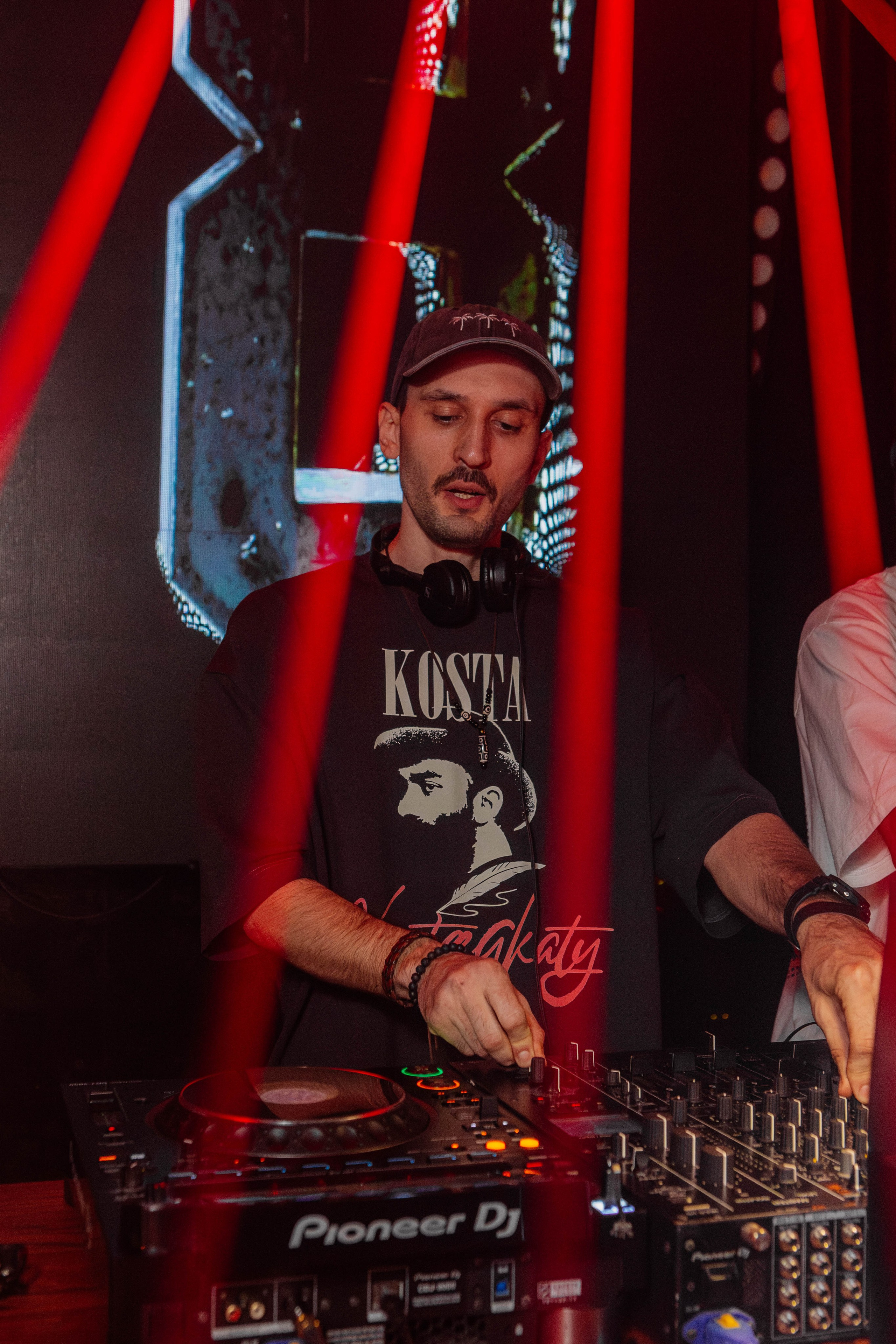 TREFF8. Репортажный фотограф Москва (детские праздники, квизы, концерты, дни рождения, свадьбы)