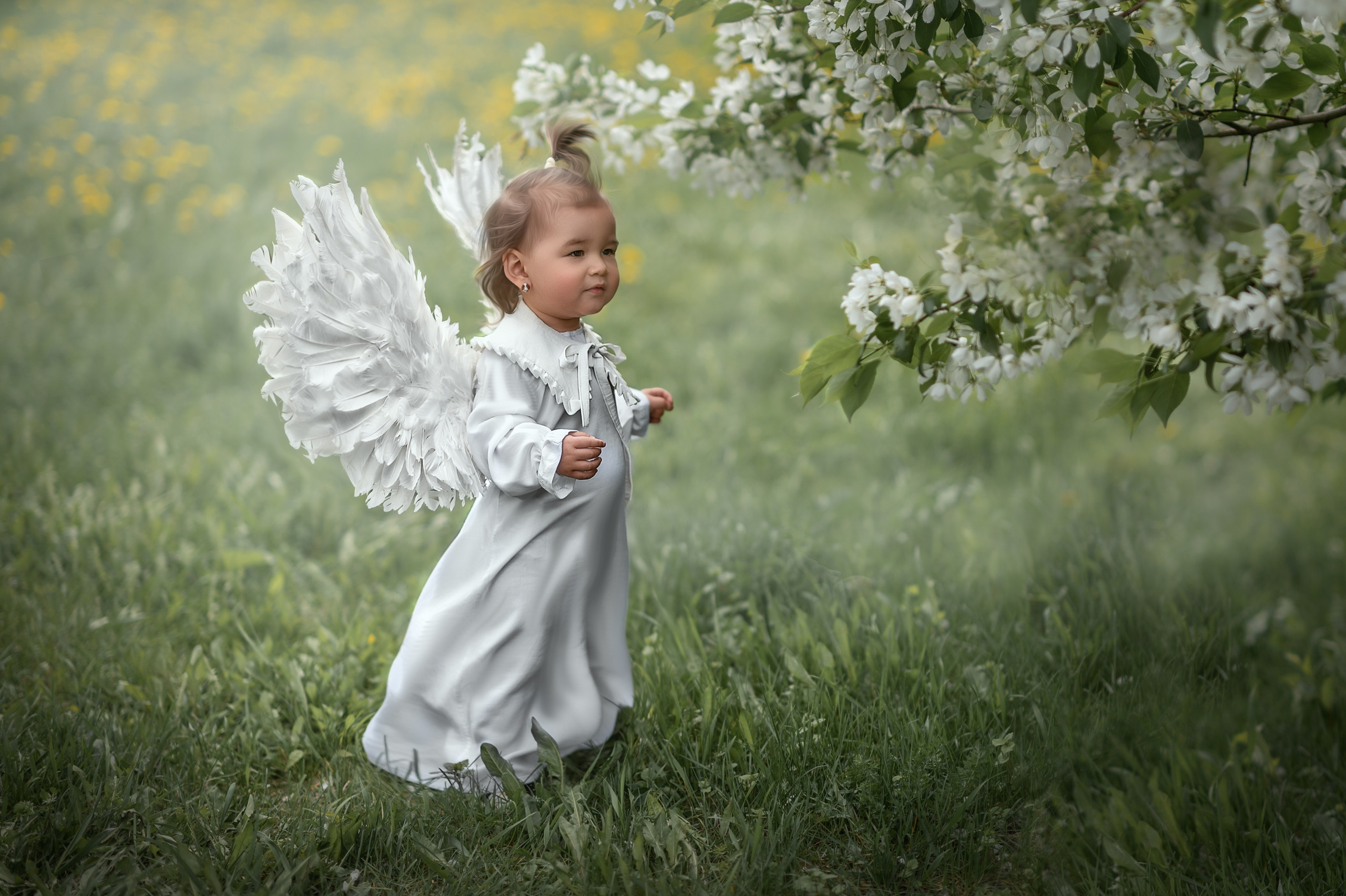 АНГЕЛОЧКИ В ЦВЕТЕНИИ. Семейный фотограф Екатеринбург Лора Мур