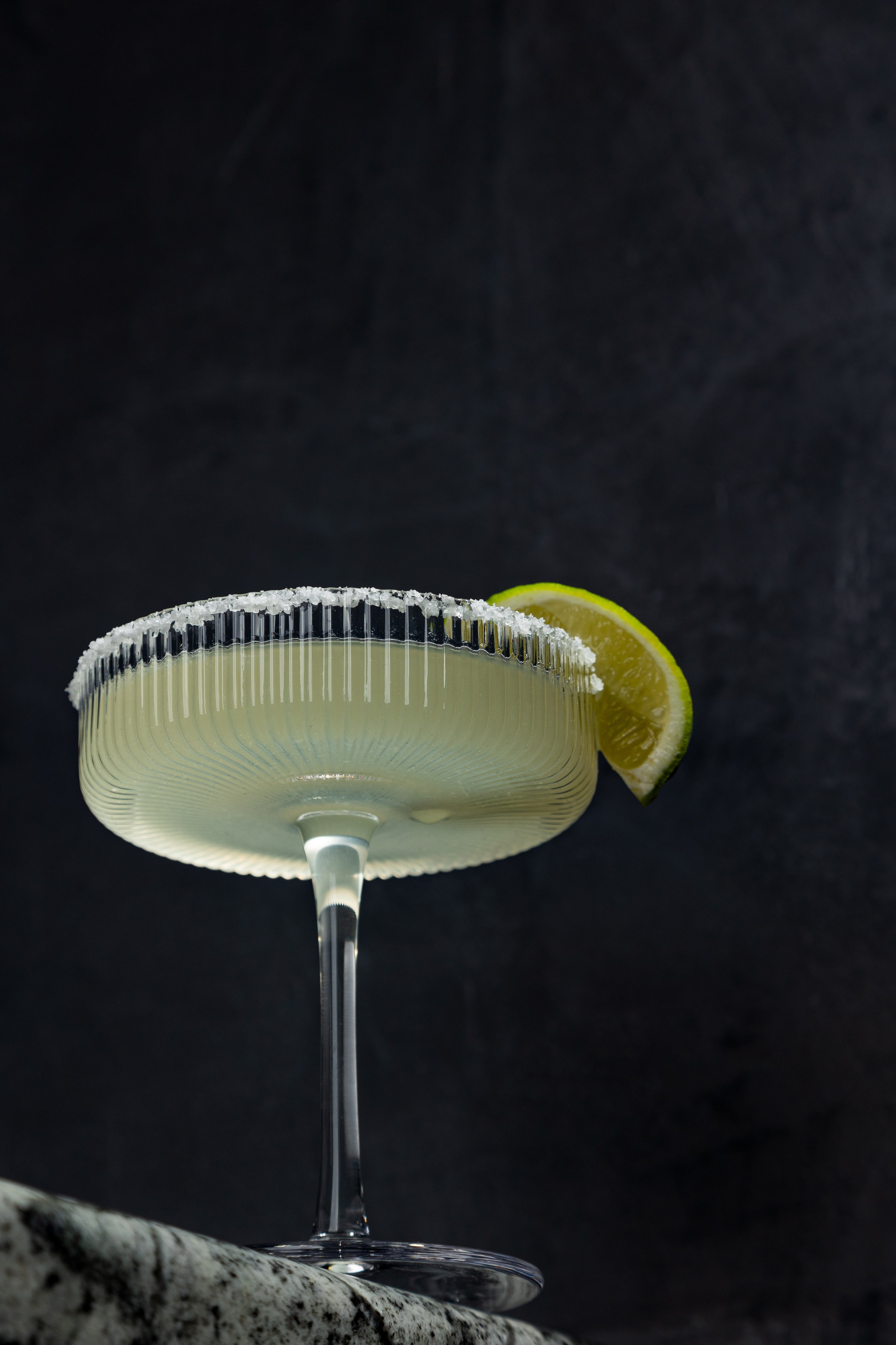 Ресторанная съёмка для «Mairi» Архыз, коктейльная карта. Ольга Панкова предметный и фуд-фотограф в Краснодаре